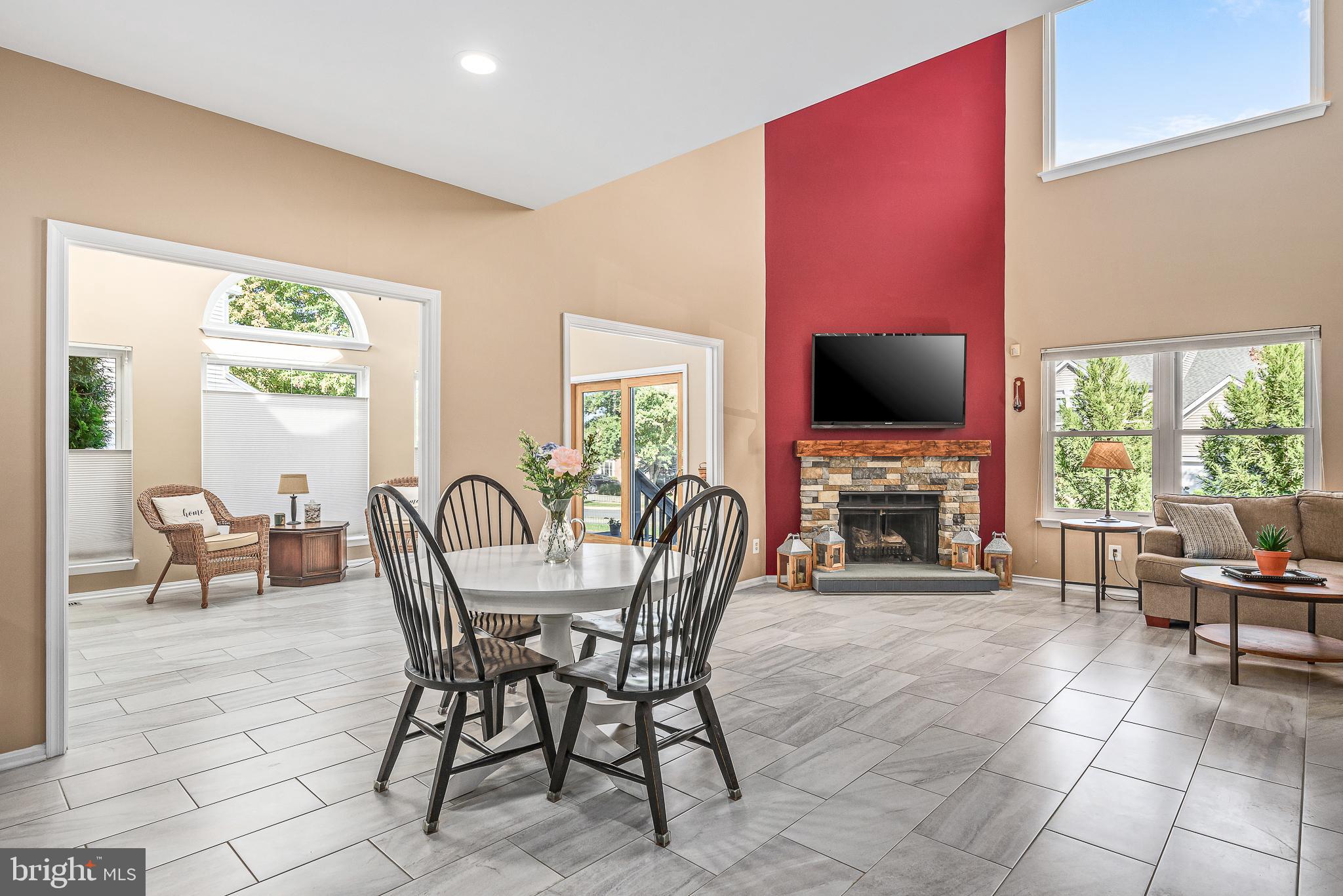 POTOMAC LAKES - Residential