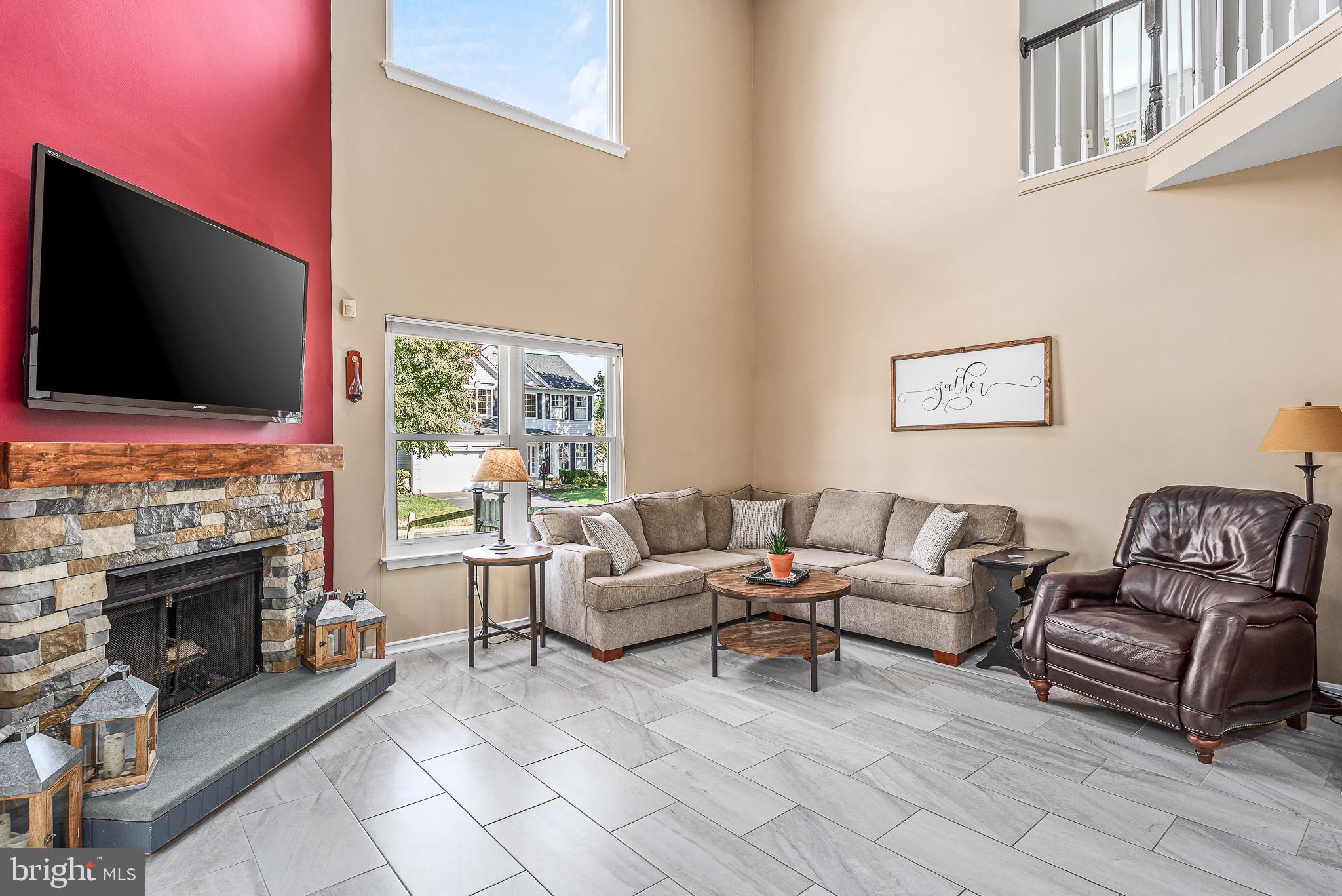 POTOMAC LAKES - Residential