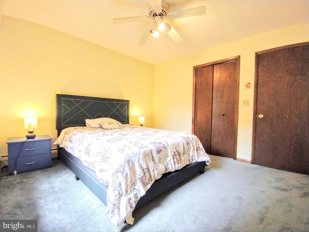 HIDEOUT THE - Residential Lease