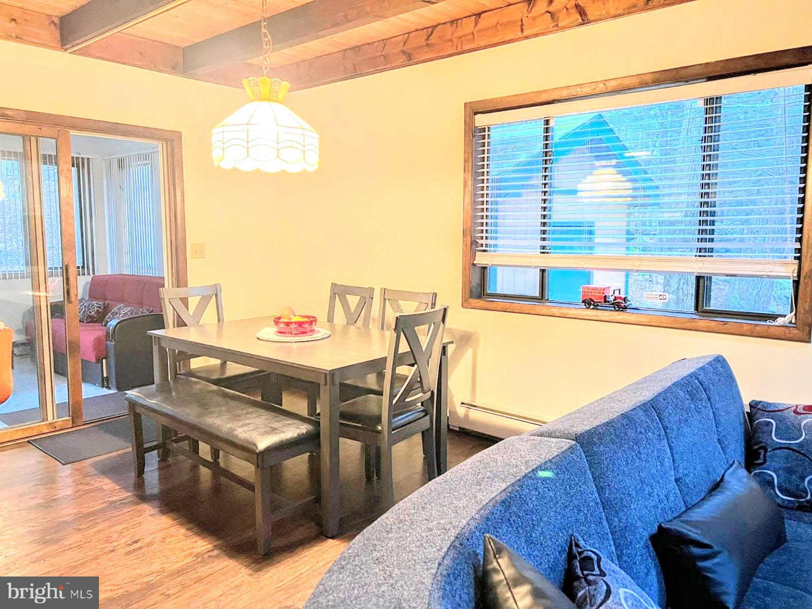 HIDEOUT THE - Residential Lease