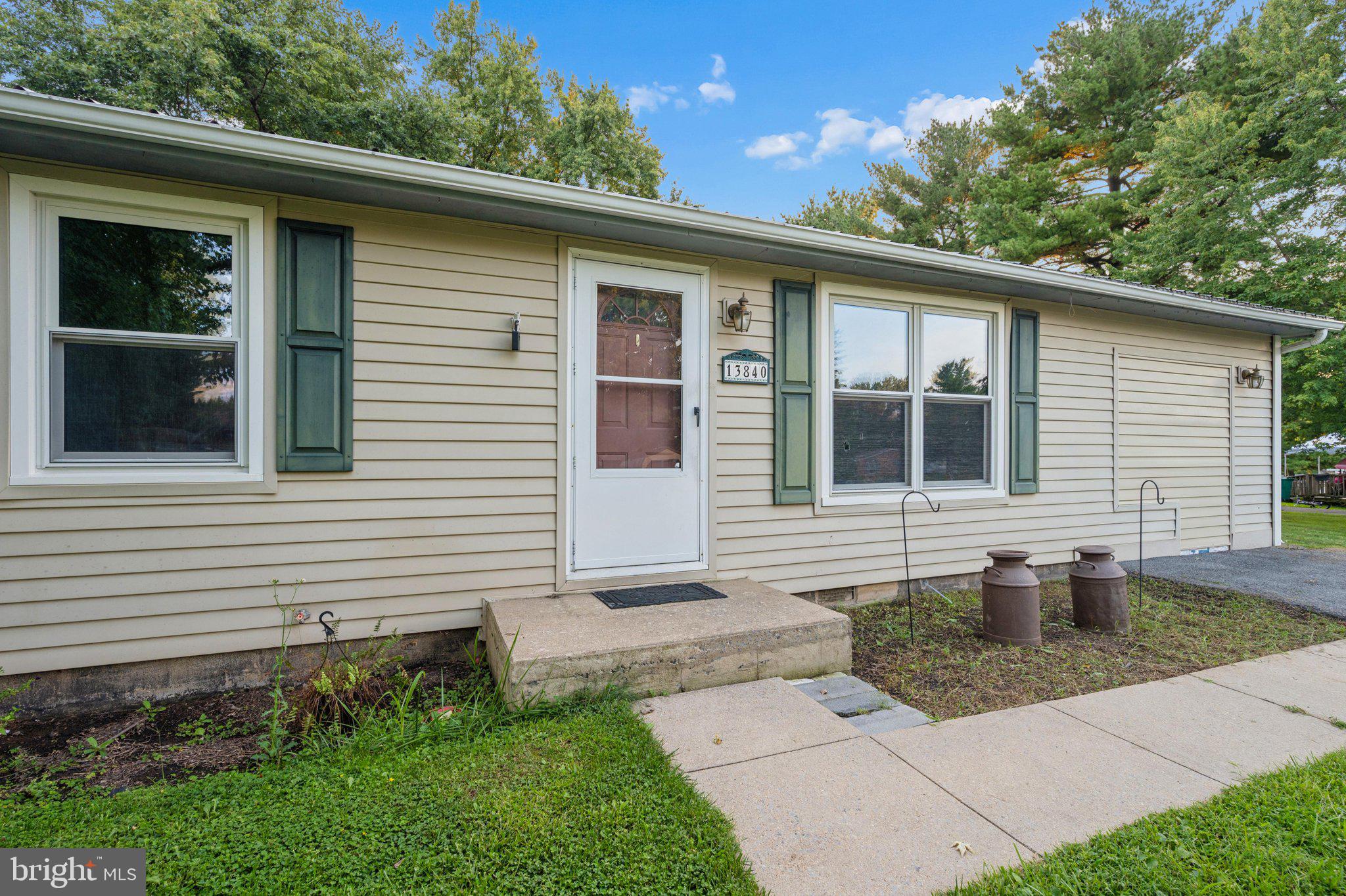 13840 COUNTRYSIDE DRIVE