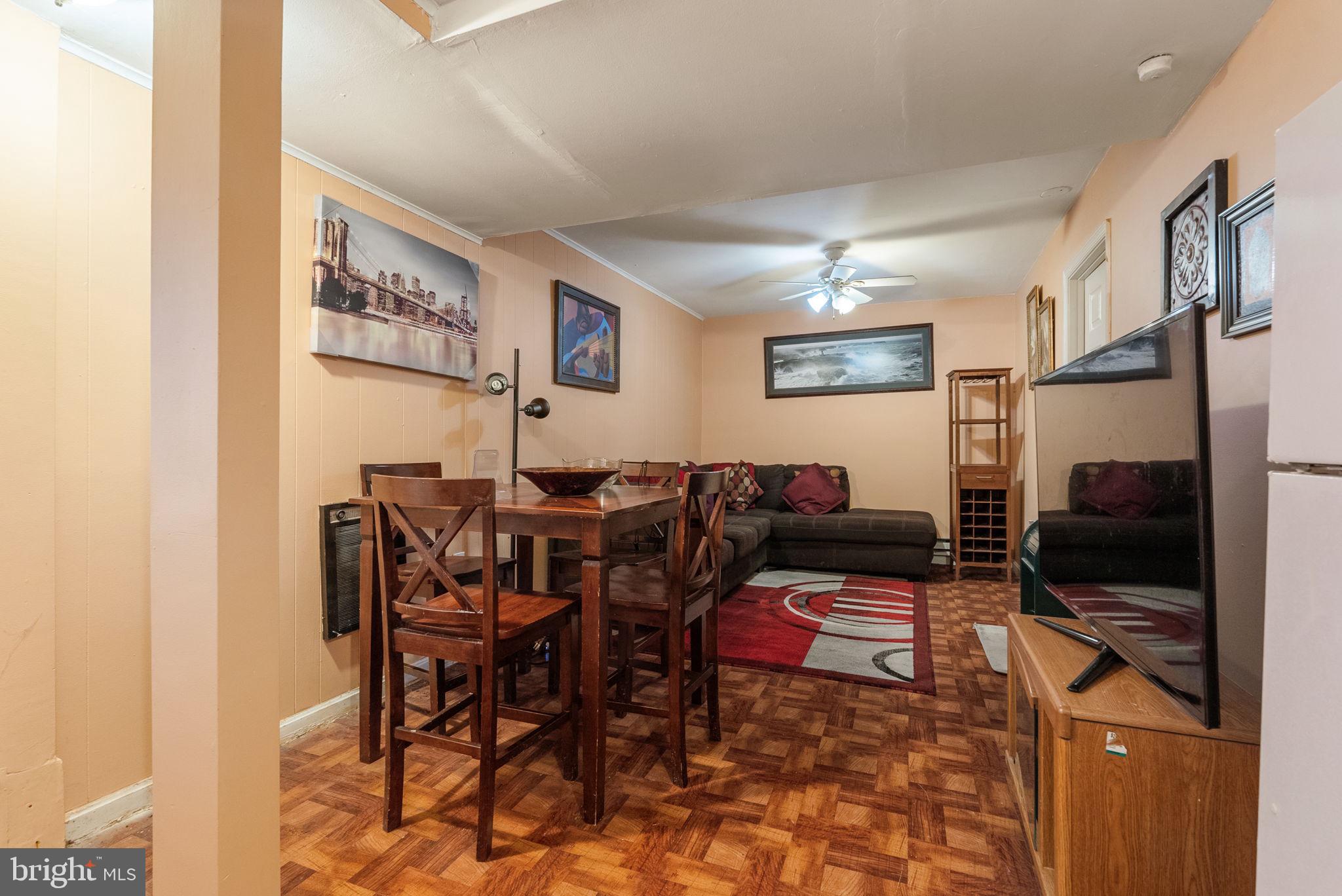 MONTCLAIR MANOR - Residential