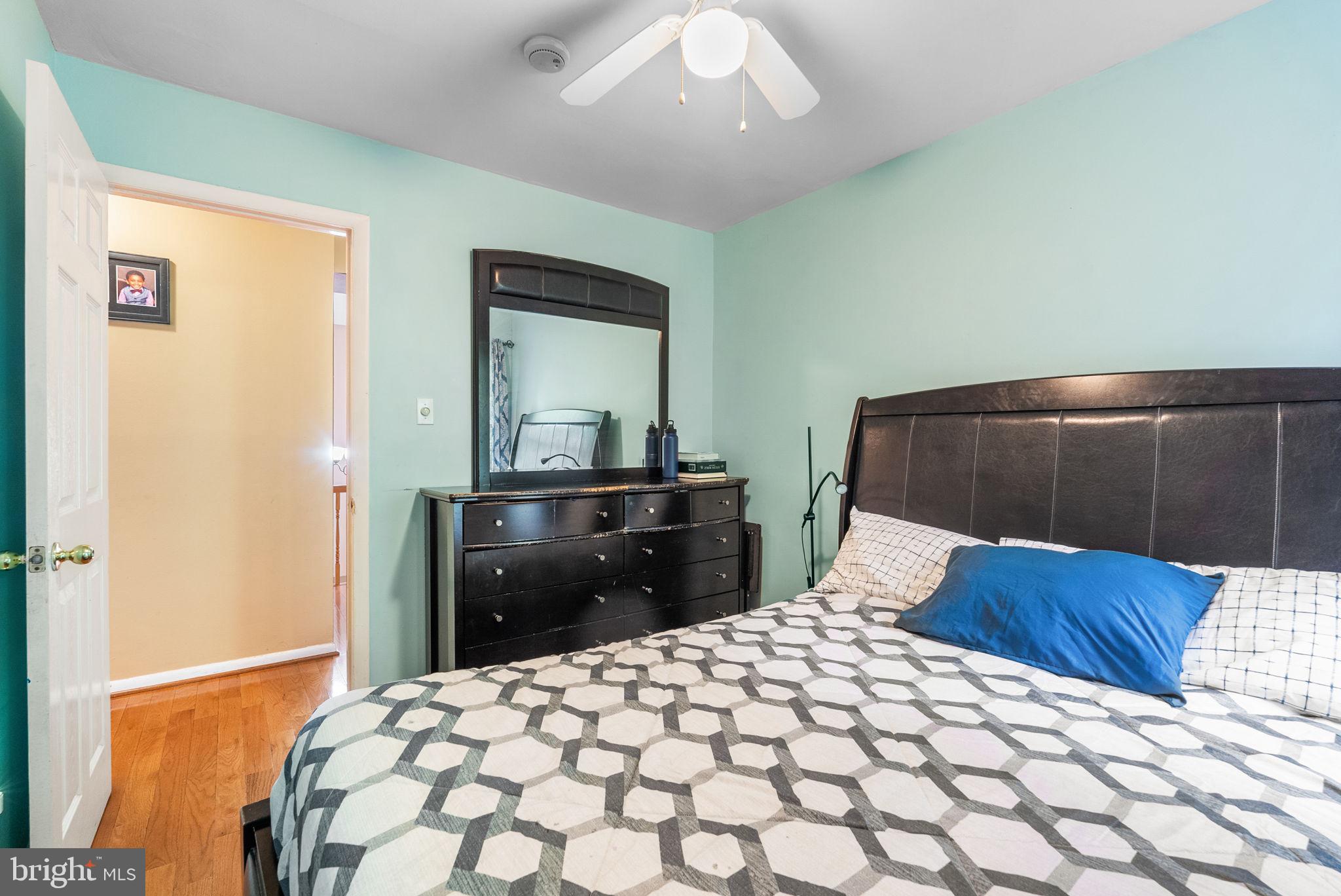 MONTCLAIR MANOR - Residential