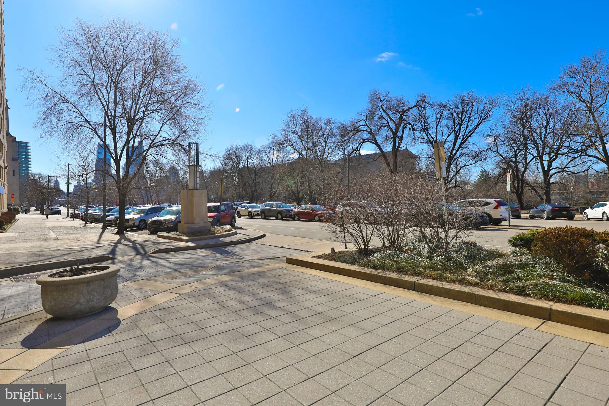 ART MUSEUM AREA - Residential