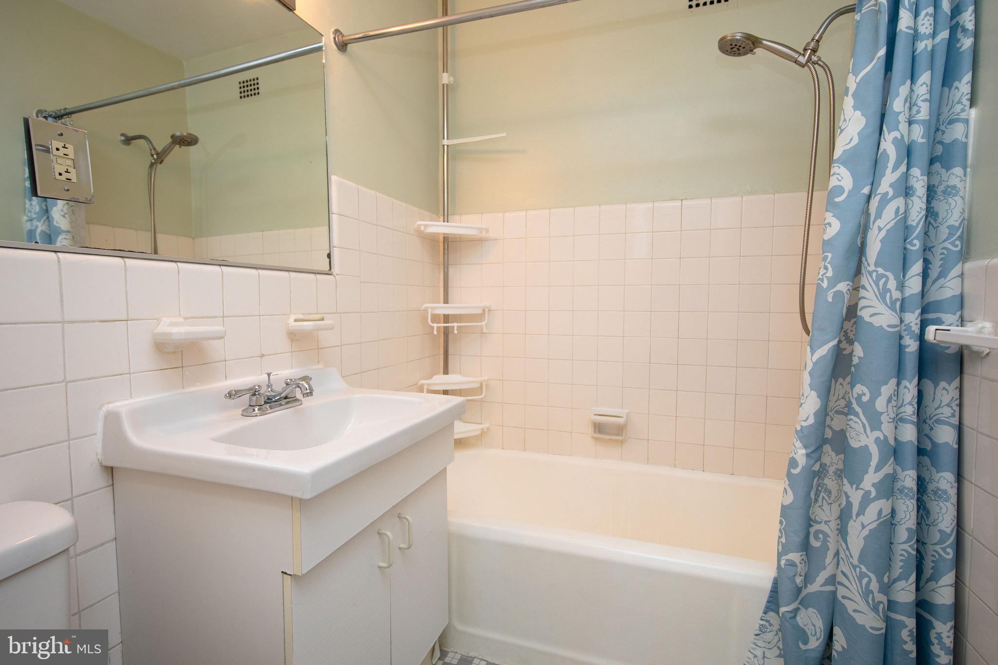 ART MUSEUM AREA - Residential