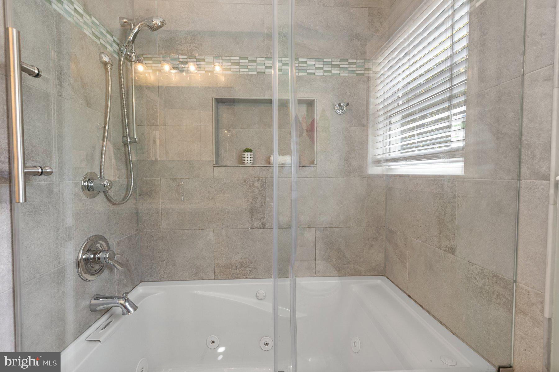 BRIARWOOD FARMS - Residential