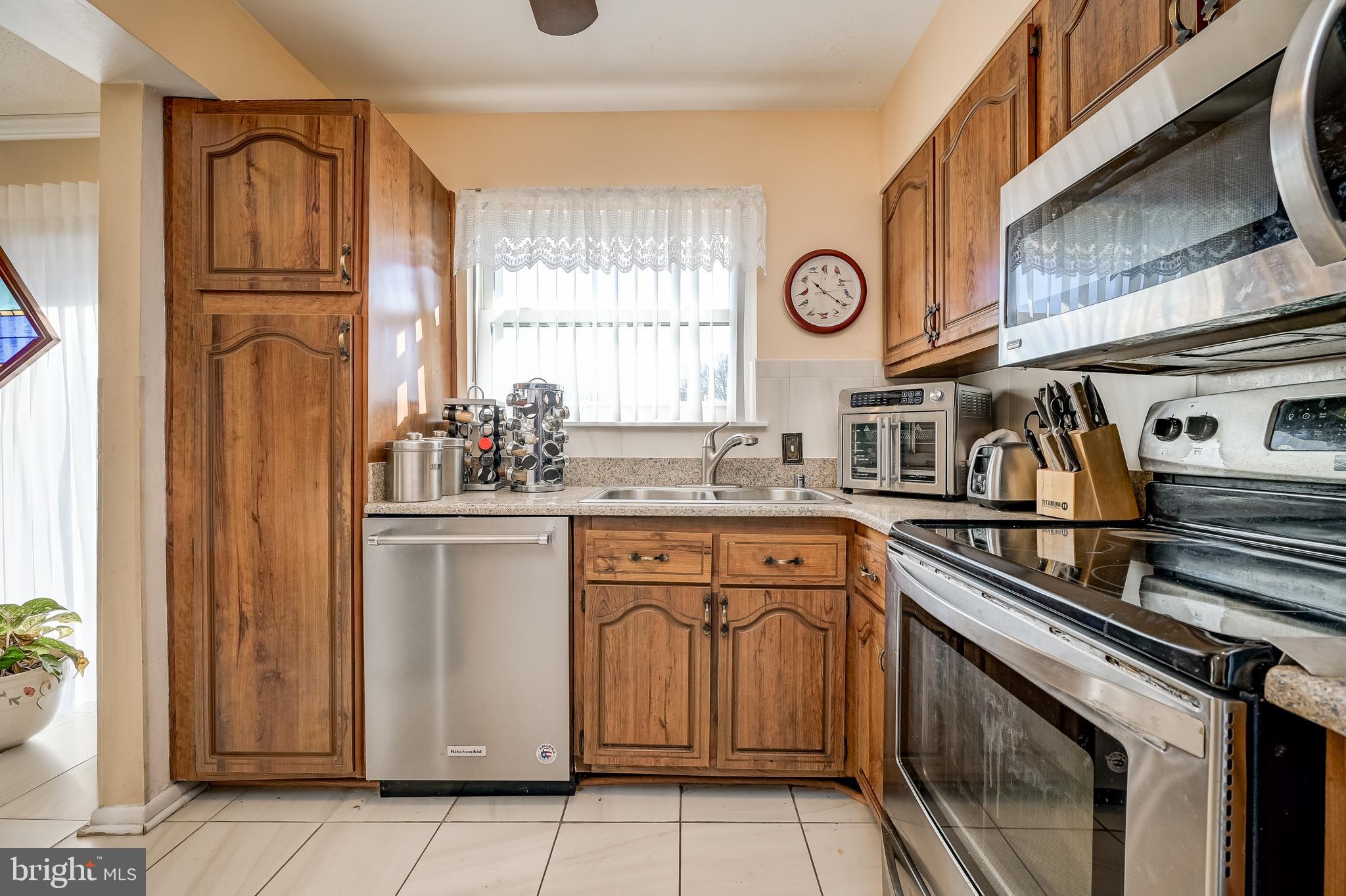 ROSSMOOR MUTUAL - Residential