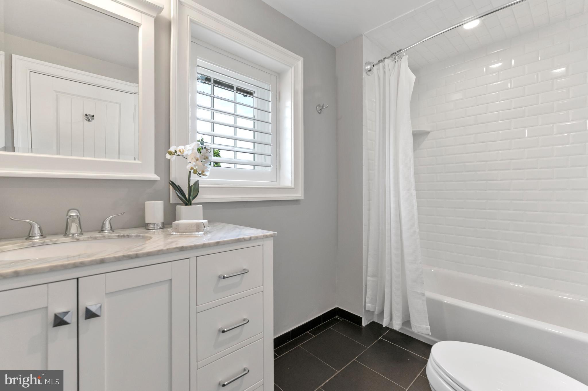 ARDROSSAN - Residential Income