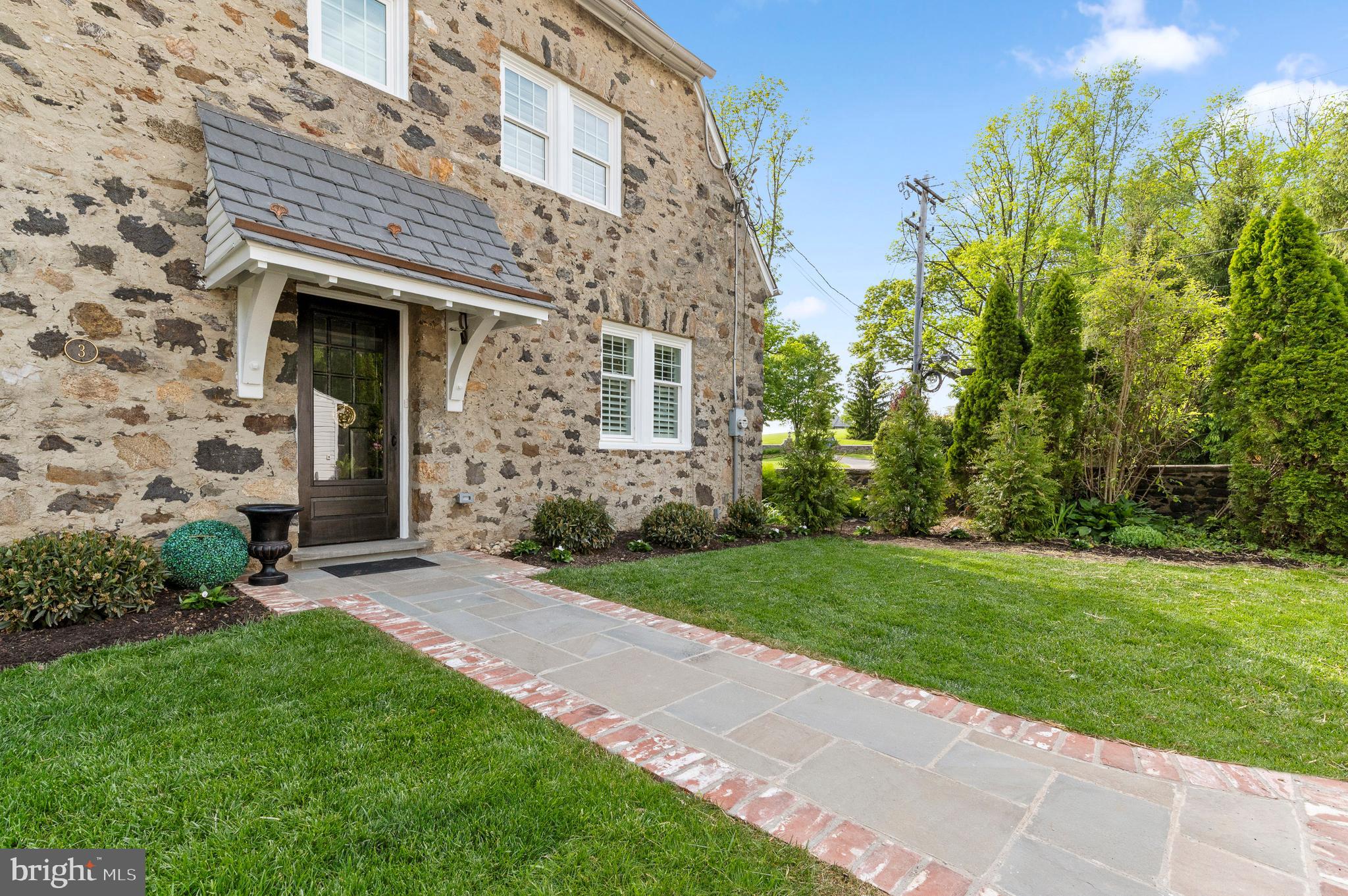 ARDROSSAN - Residential Income