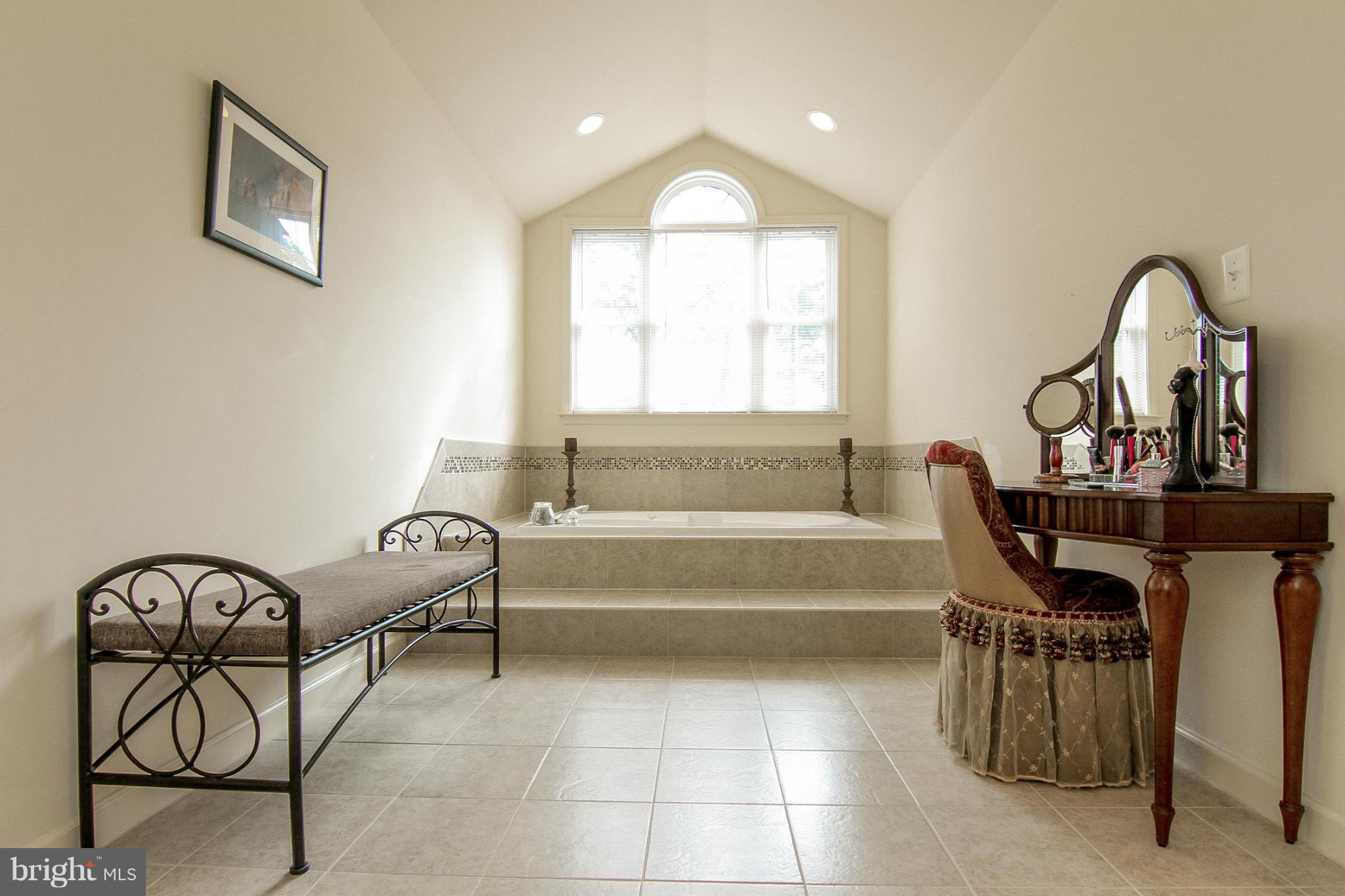 MACKENZIE MEADOWS - Residential