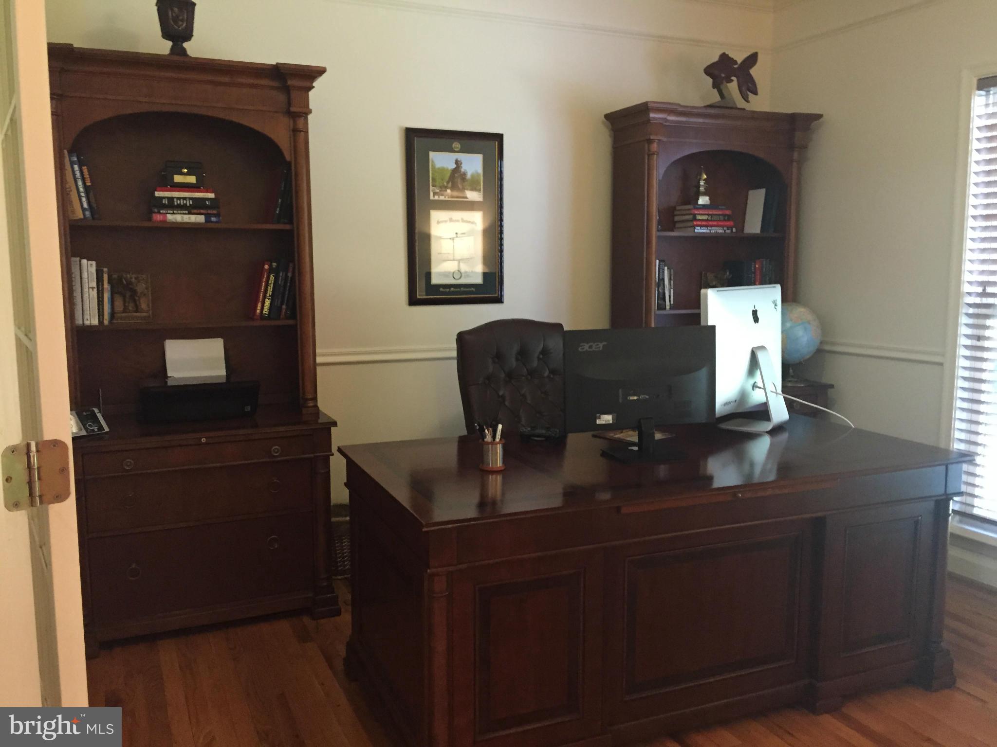 MACKENZIE MEADOWS - Residential