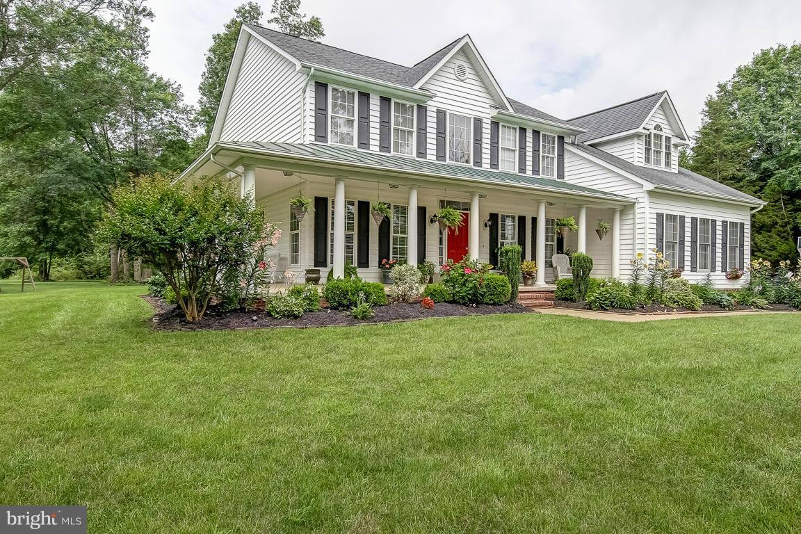 MACKENZIE MEADOWS - Residential