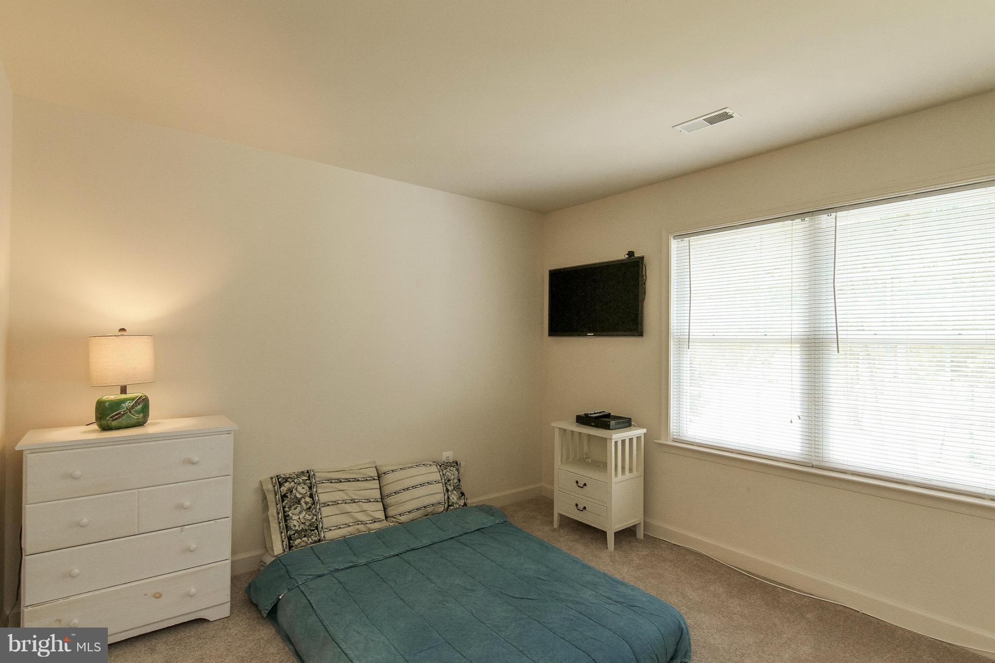 MACKENZIE MEADOWS - Residential