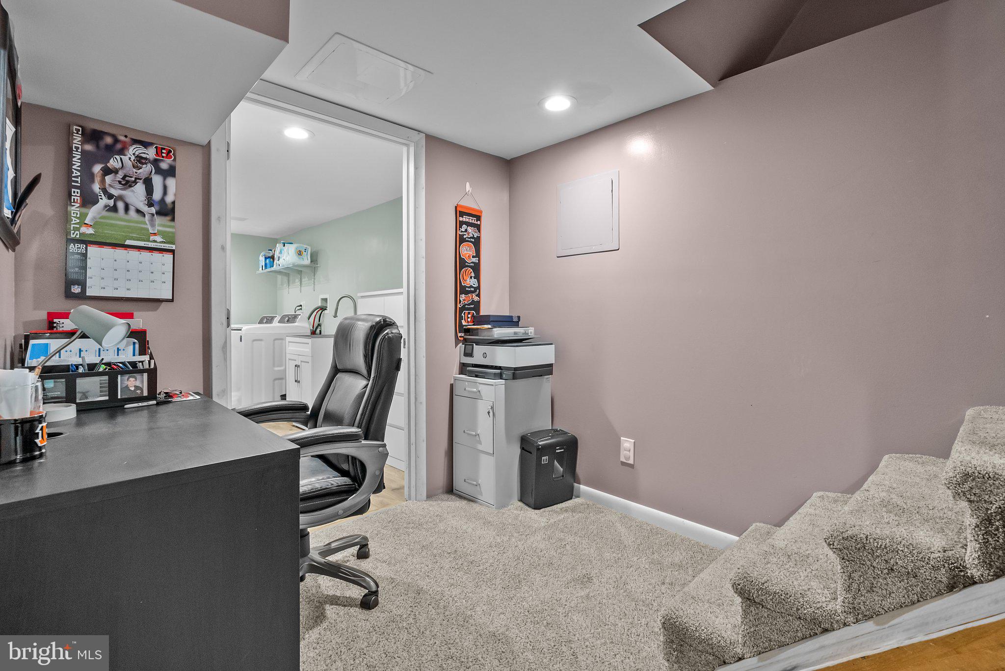 BELLS CORNER - Residential