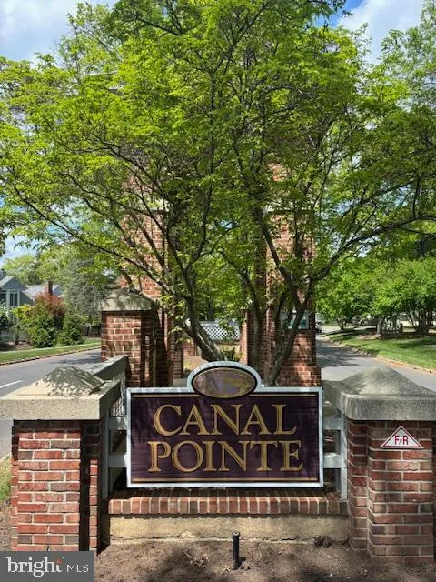 112 Lowell Court Unit 4, Princeton, NJ MLS: NJME2059042