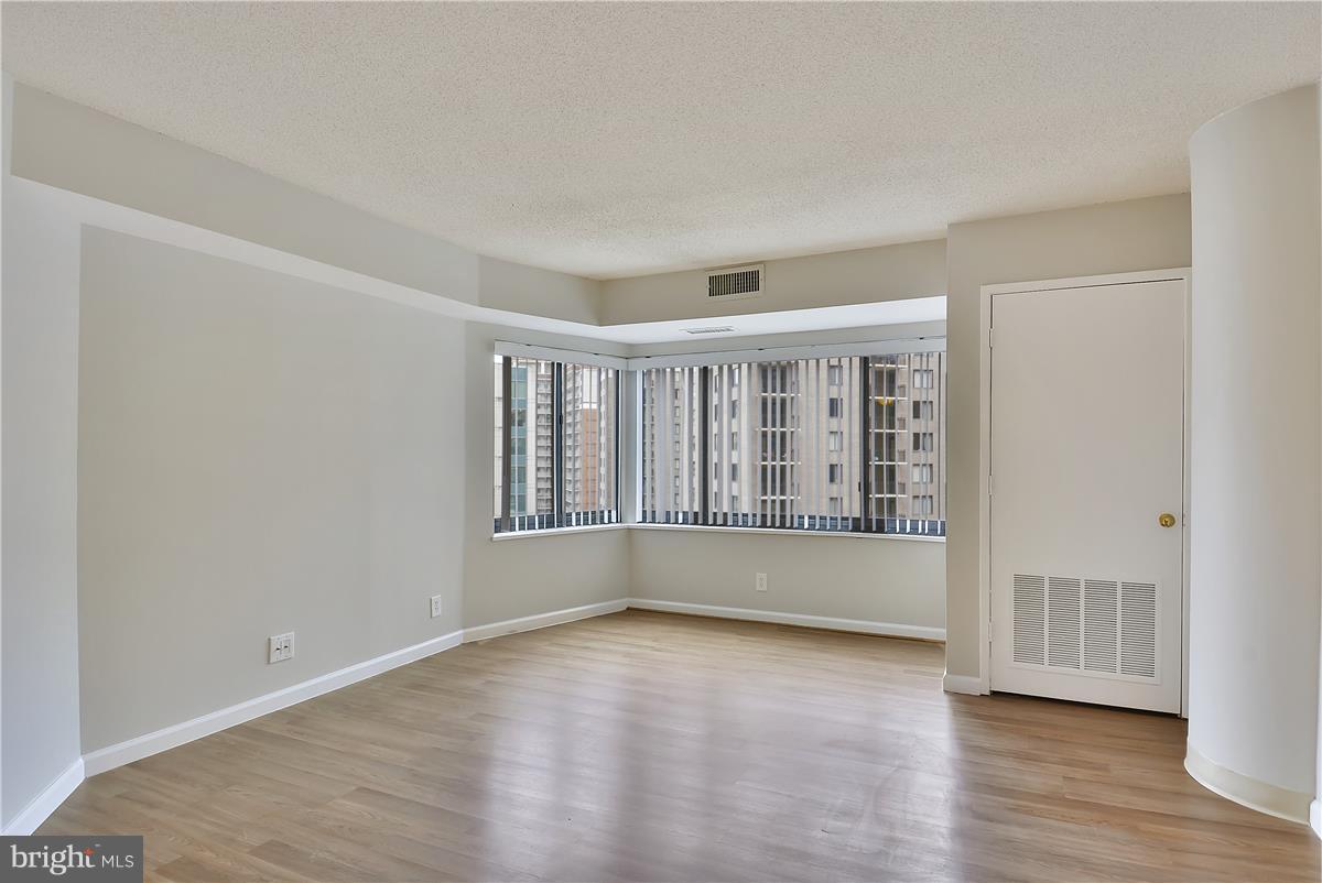 BALLSTON - Residential