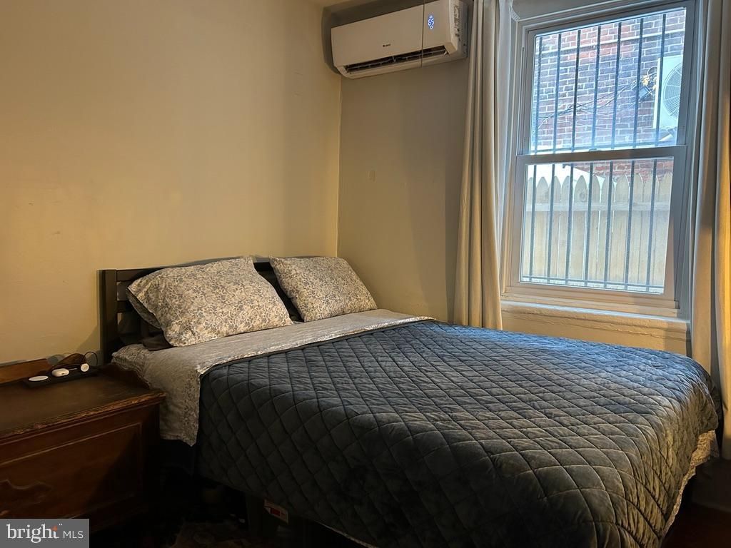 Photo of 1227 Spruce Street #1R, PHILADELPHIA, PA 19107 (MLS # PAPH2584508)