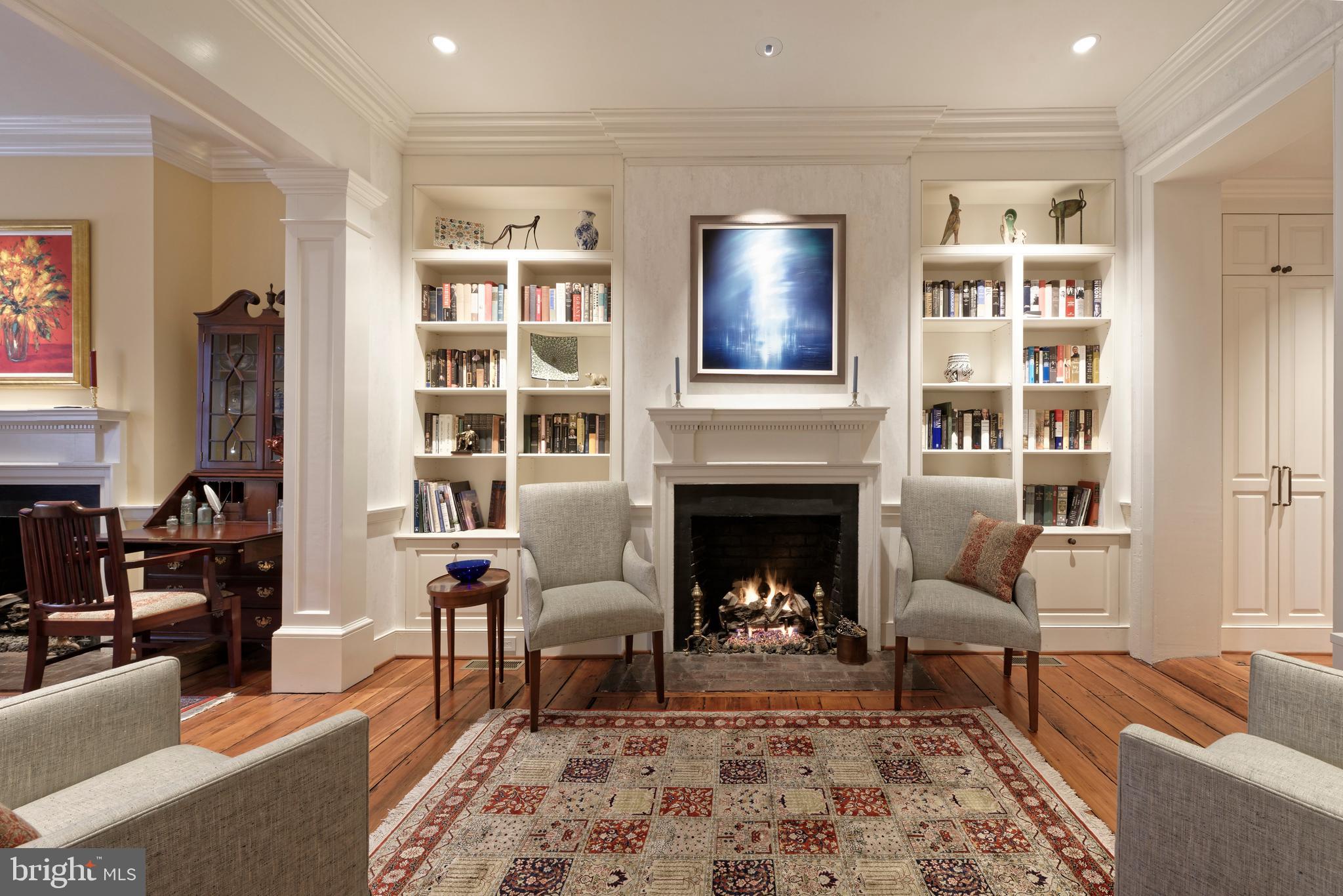 OLD TOWN ALEXANDRIA - Residential