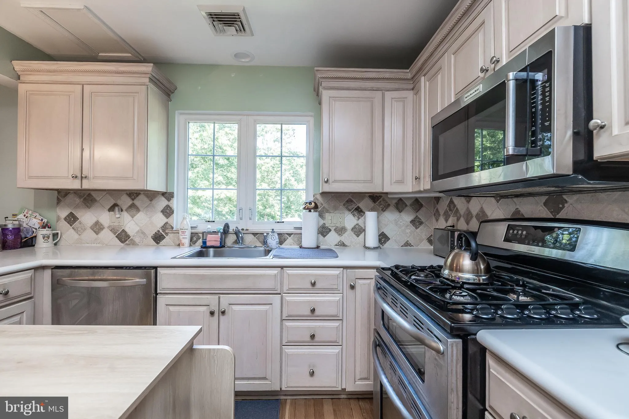 Egg Harbor Township, New Jersey 08234, United States, 5 Bedrooms Bedrooms, ,4 BathroomsBathrooms,Residential,Active,195040