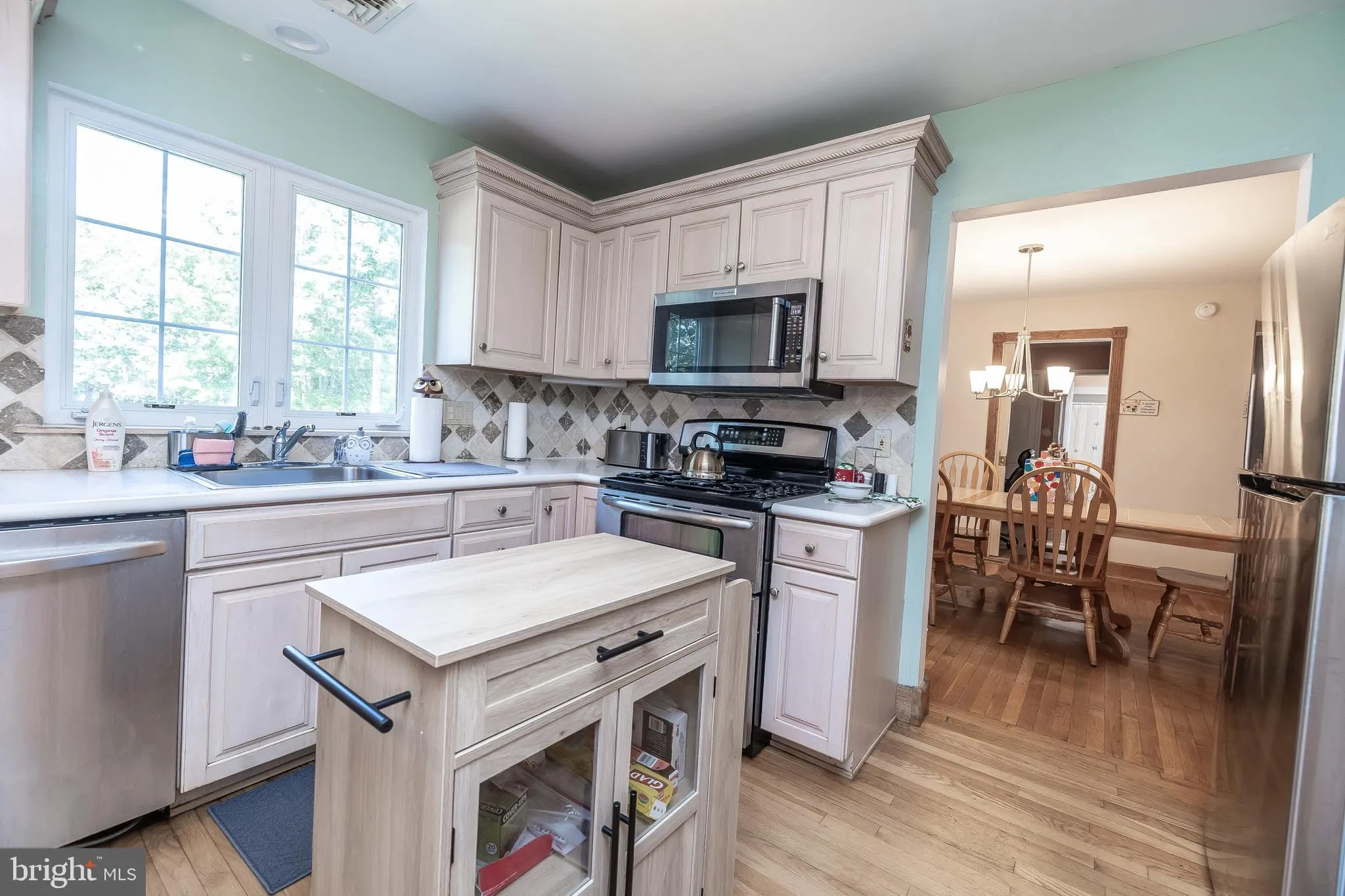 Egg Harbor Township, New Jersey 08234, United States, 5 Bedrooms Bedrooms, ,4 BathroomsBathrooms,Residential,Active,195040