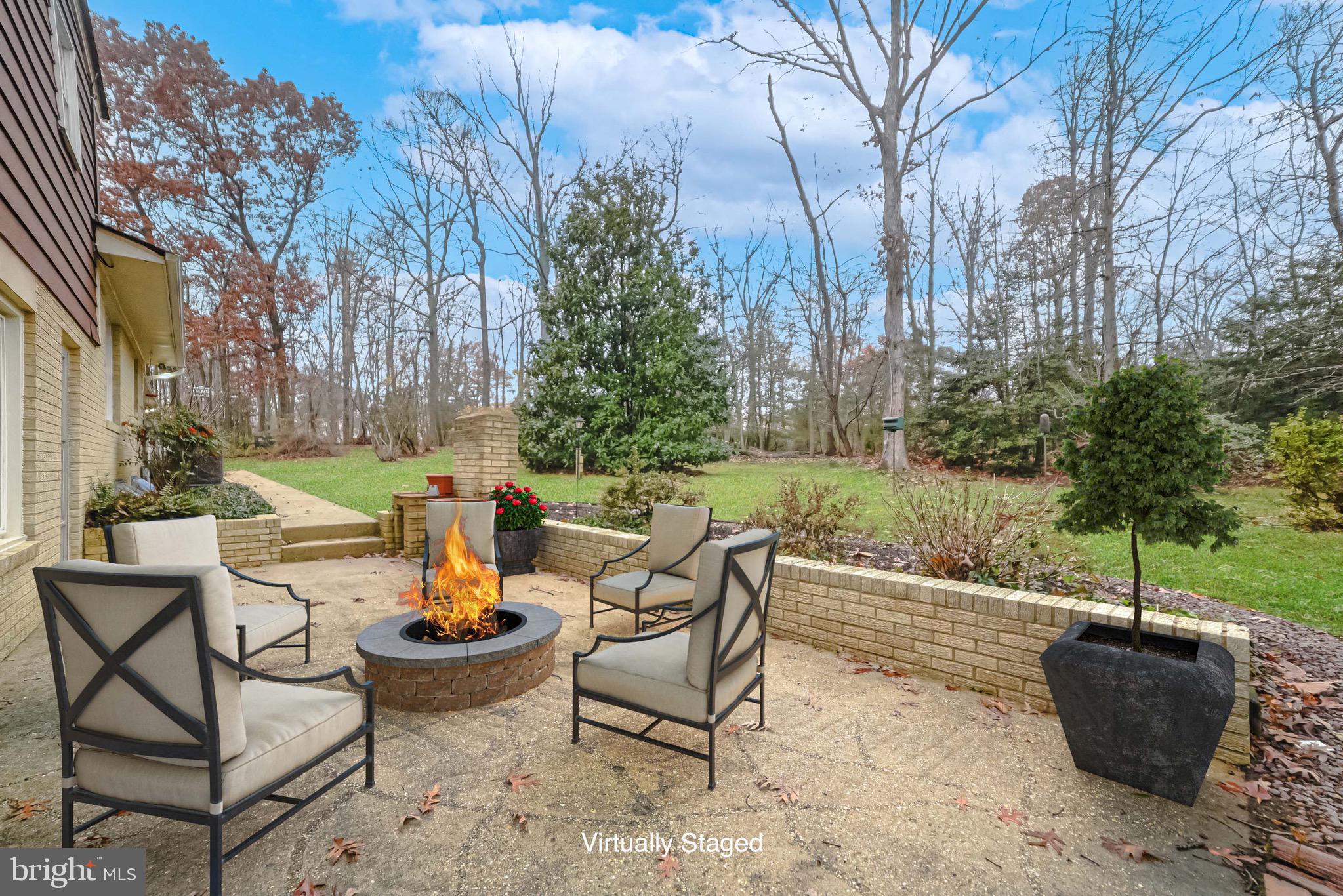 TOWN CREEK - Residential