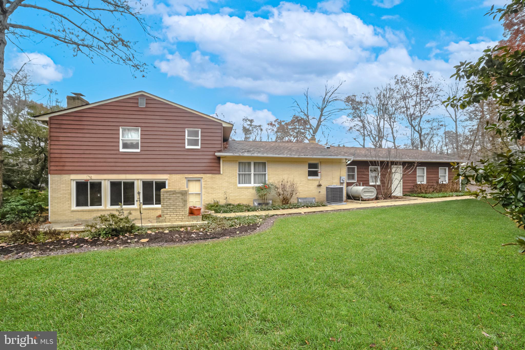 TOWN CREEK - Residential