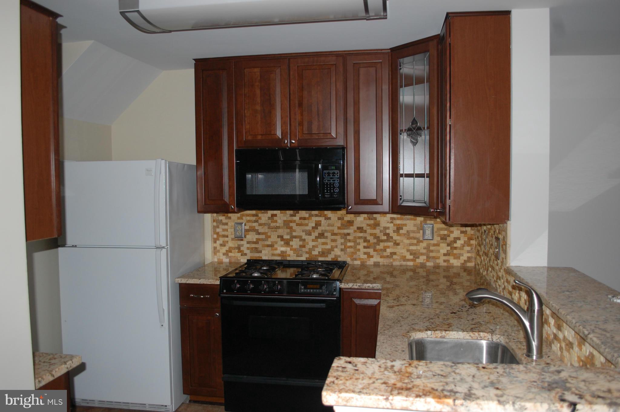 SUMMERHOUSE/SUMMERLAND - Residential Lease