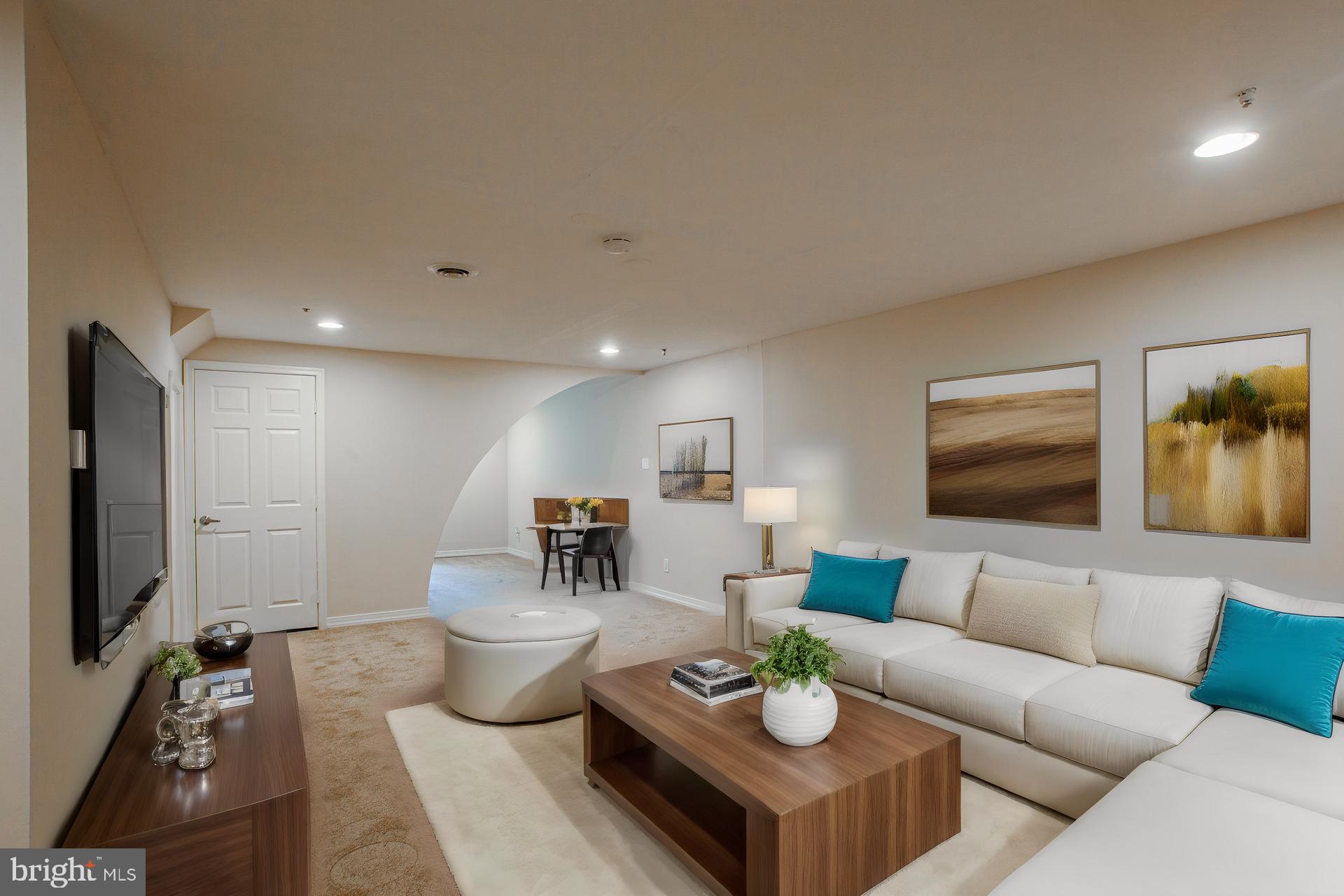 EXTON STATION - Residential