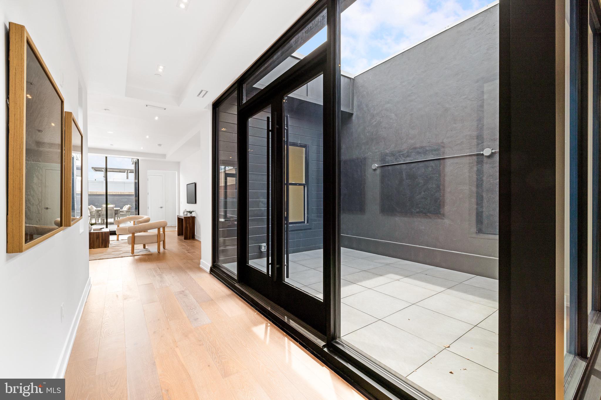 OLD CITY - Residential