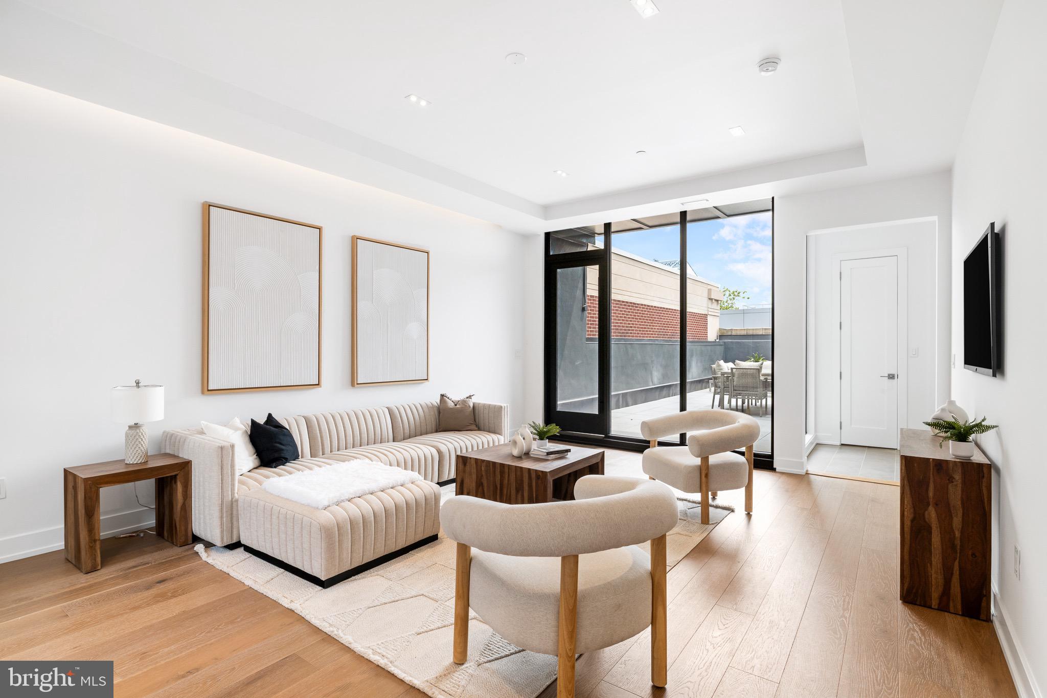 OLD CITY - Residential