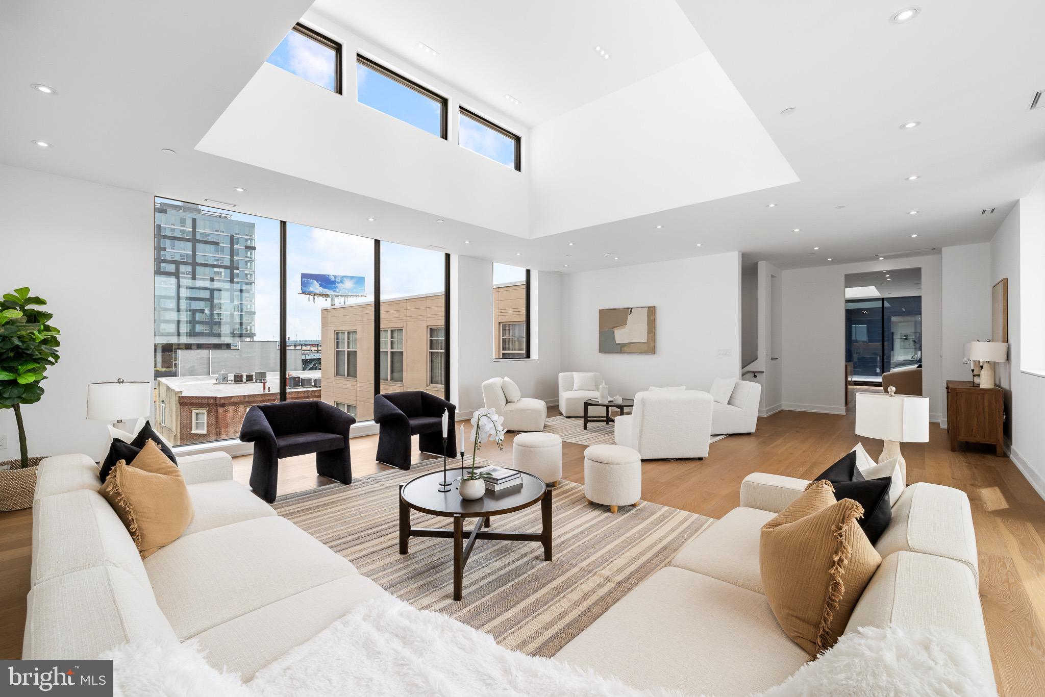 OLD CITY - Residential