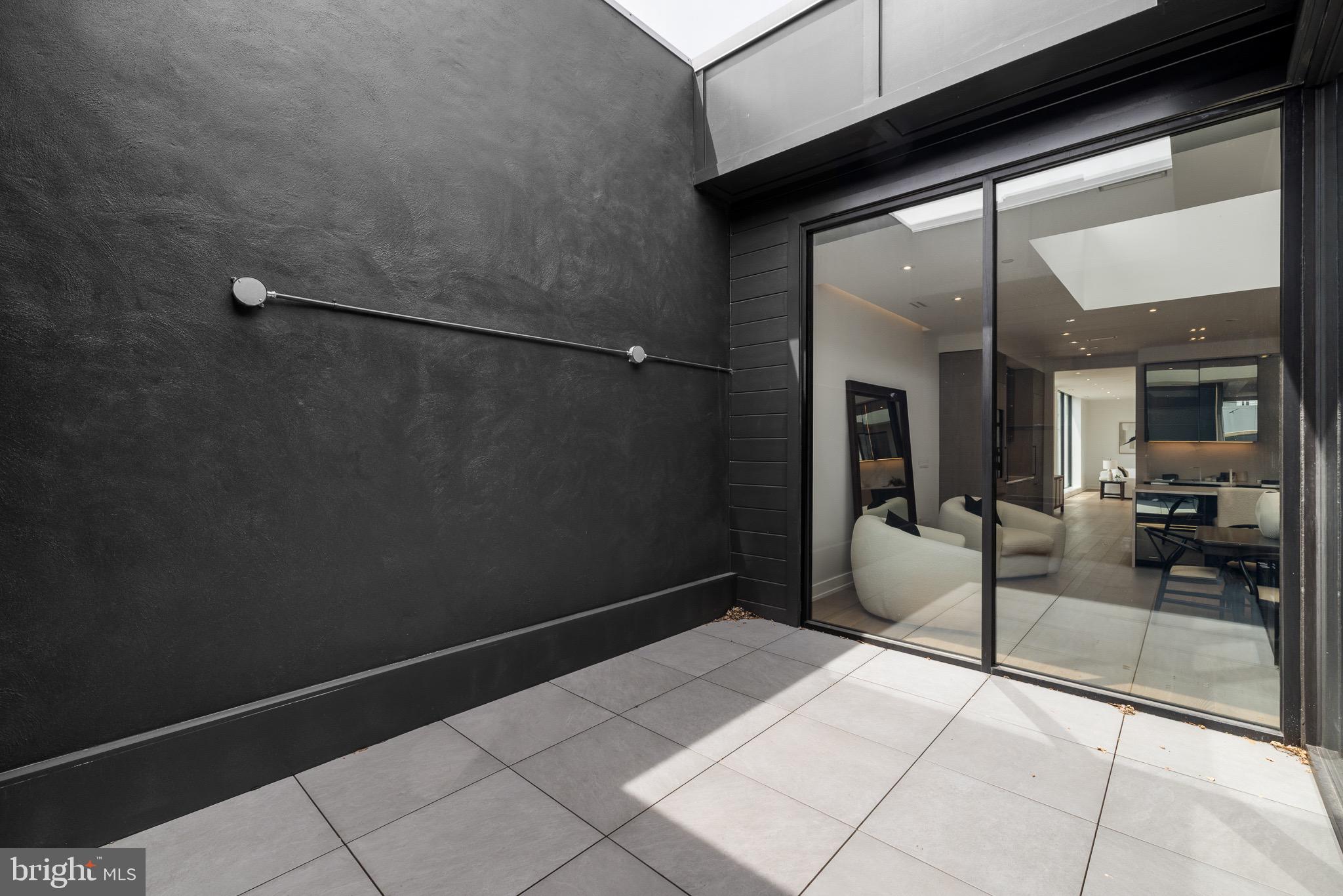 OLD CITY - Residential