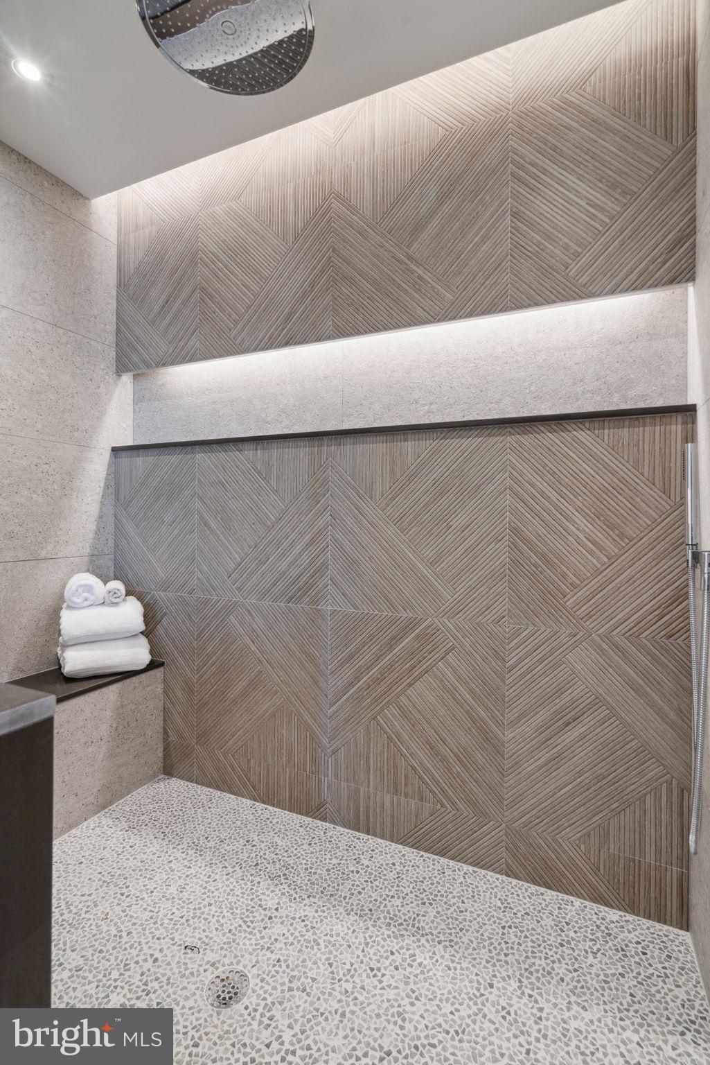 OLD CITY - Residential