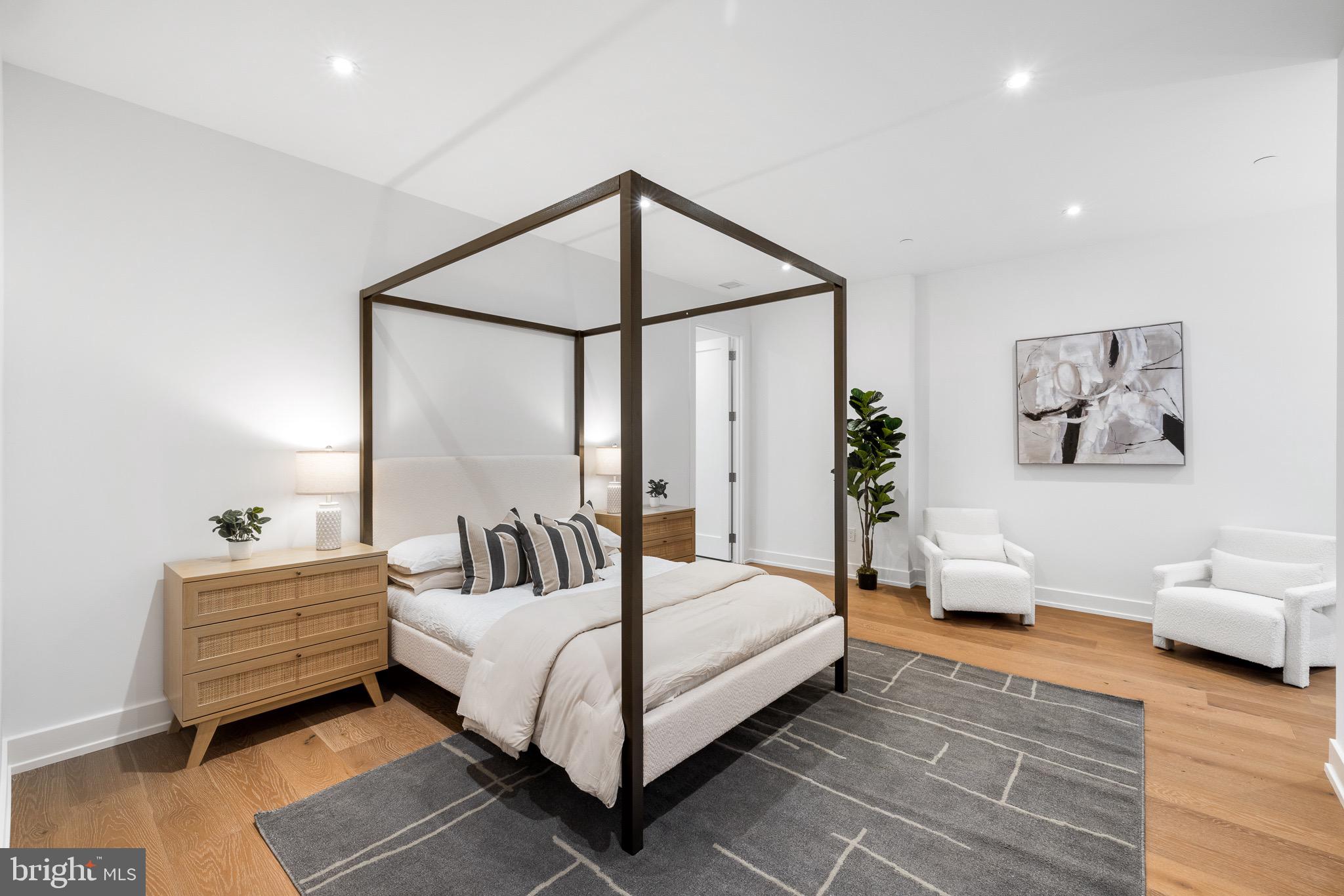 OLD CITY - Residential