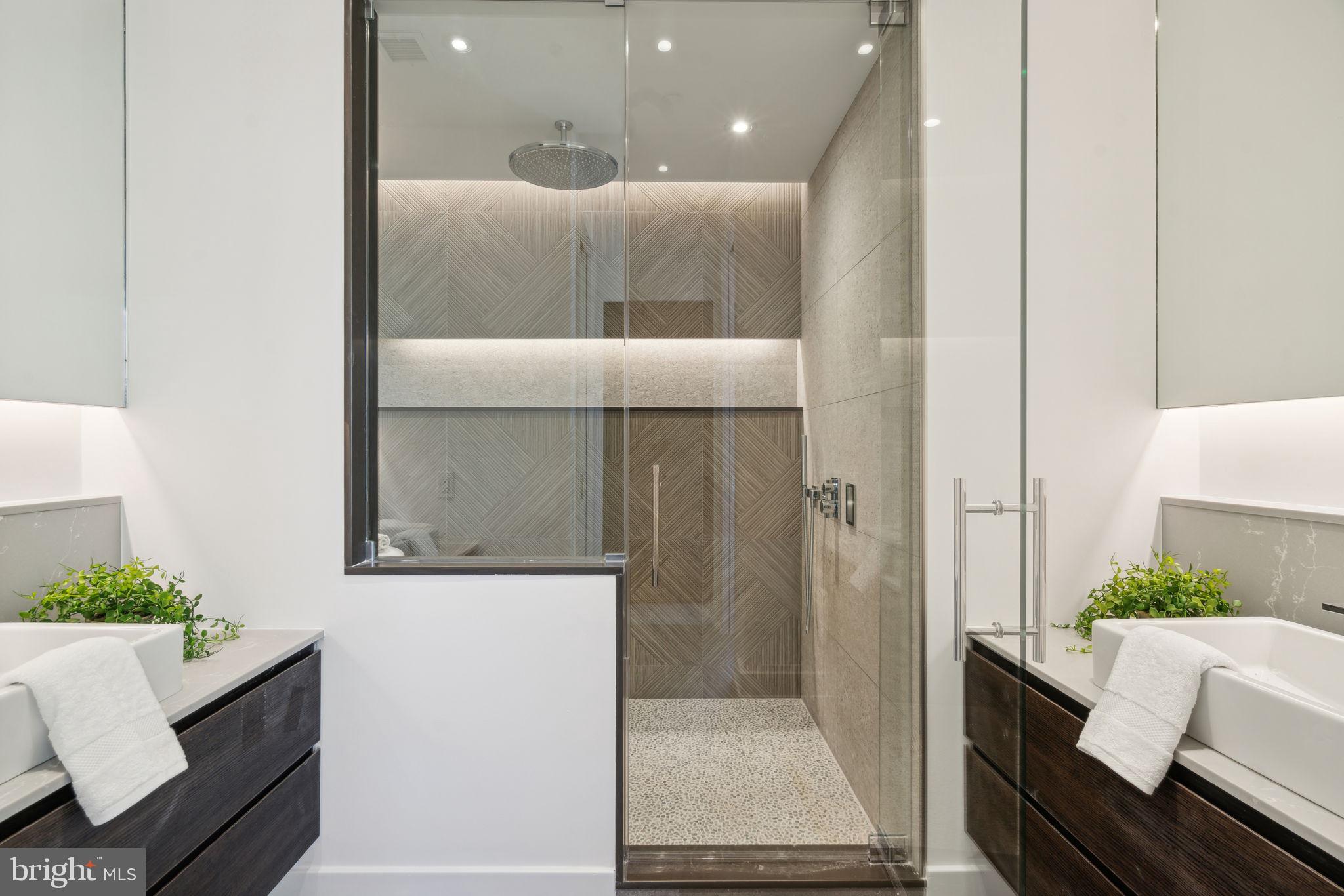 OLD CITY - Residential