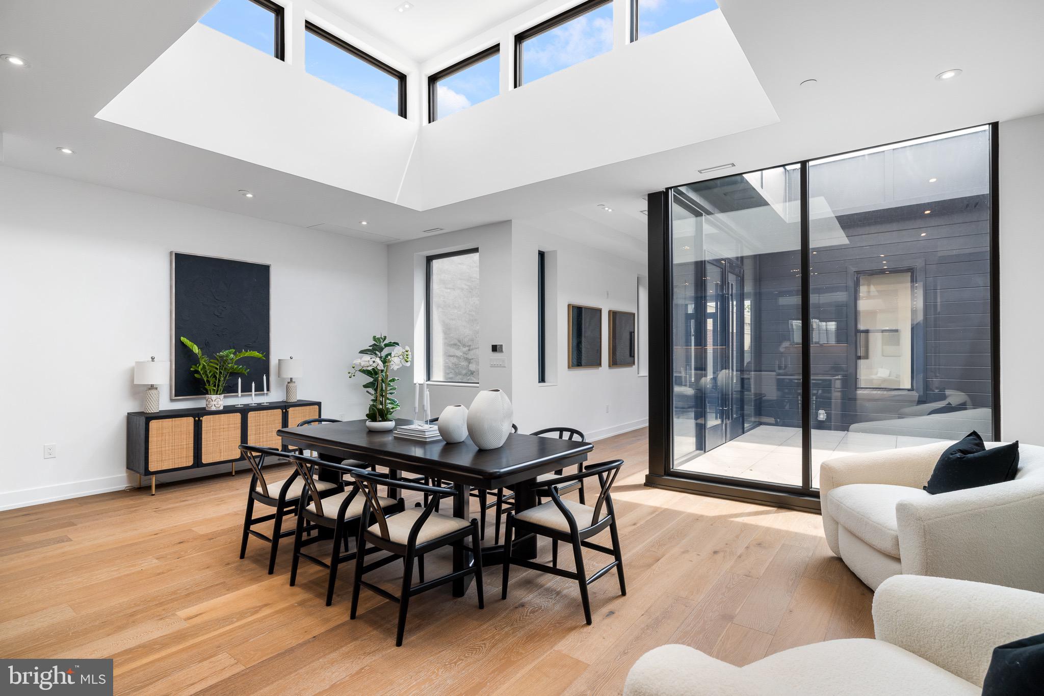 OLD CITY - Residential