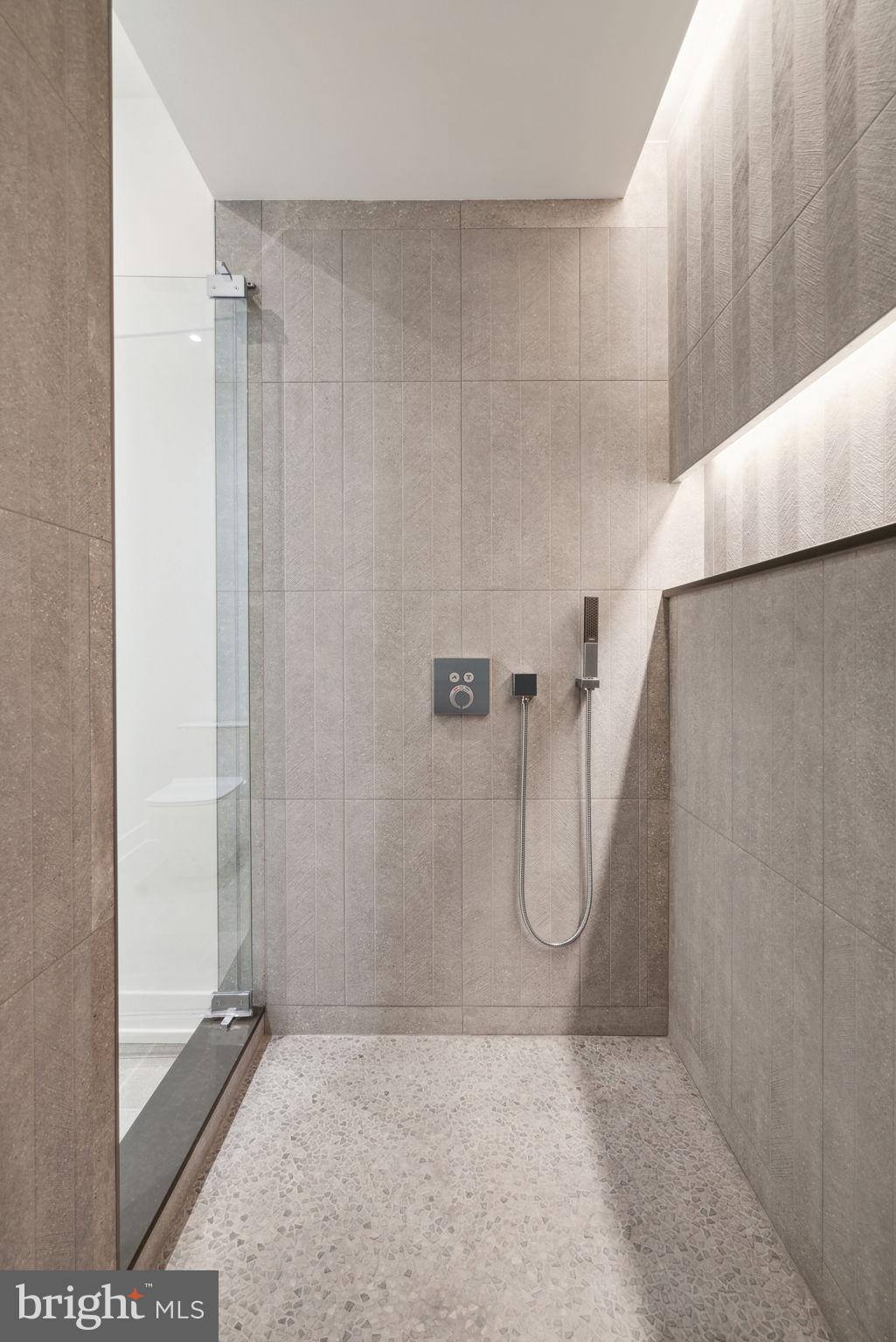 OLD CITY - Residential