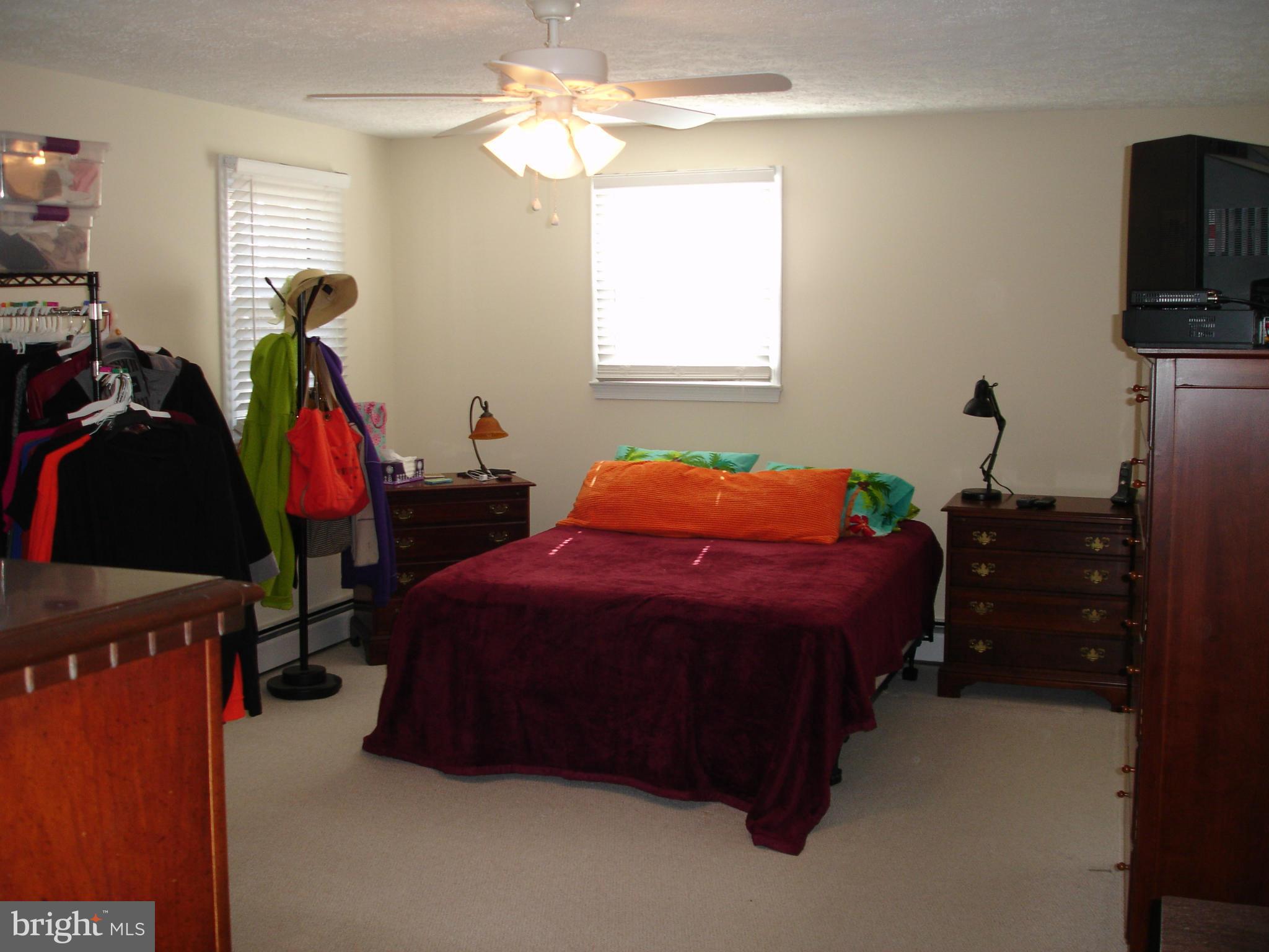 COBB ISLAND - Residential