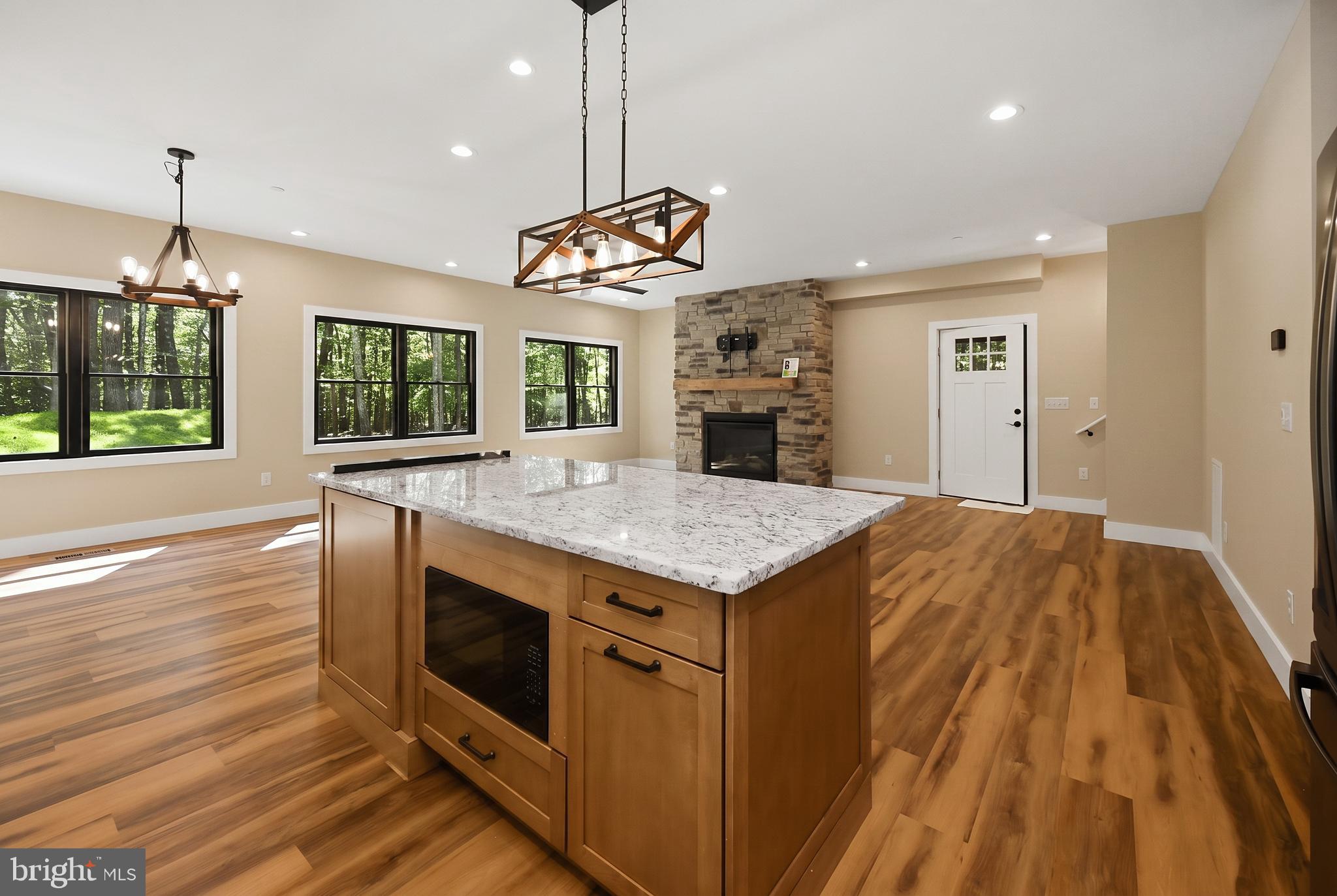15 BYRAN DR