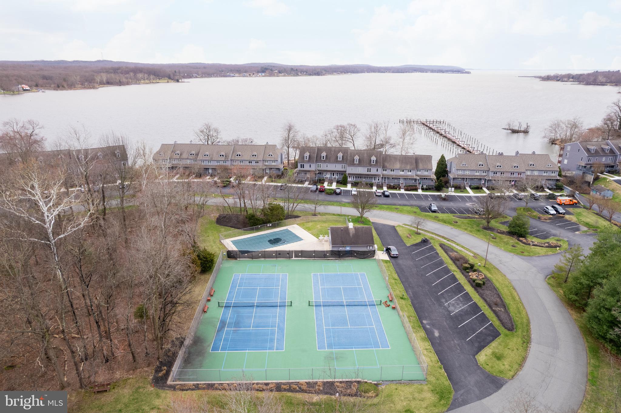 NORTH EAST ISLES - Residential