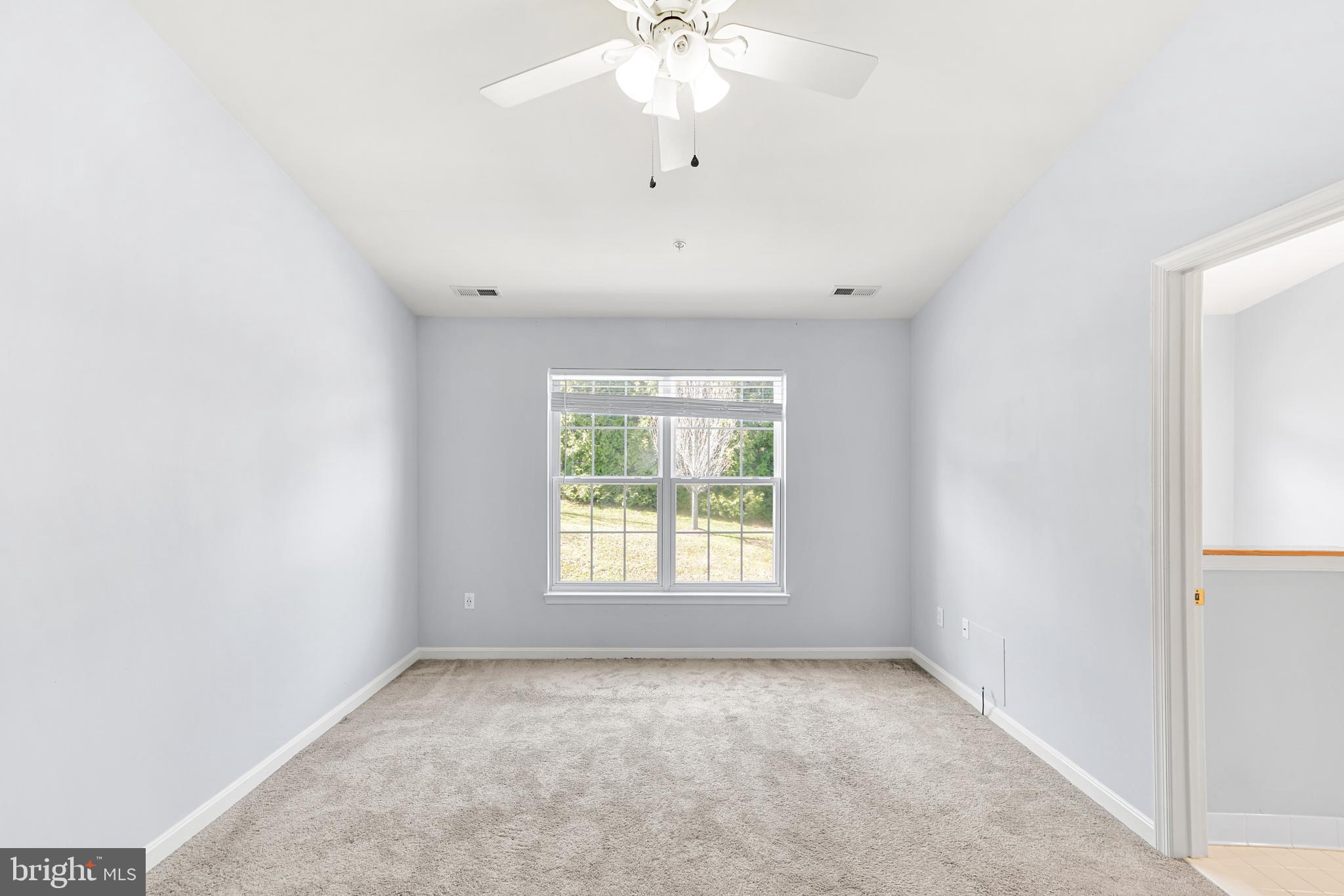 OVERLOOK - Residential Lease