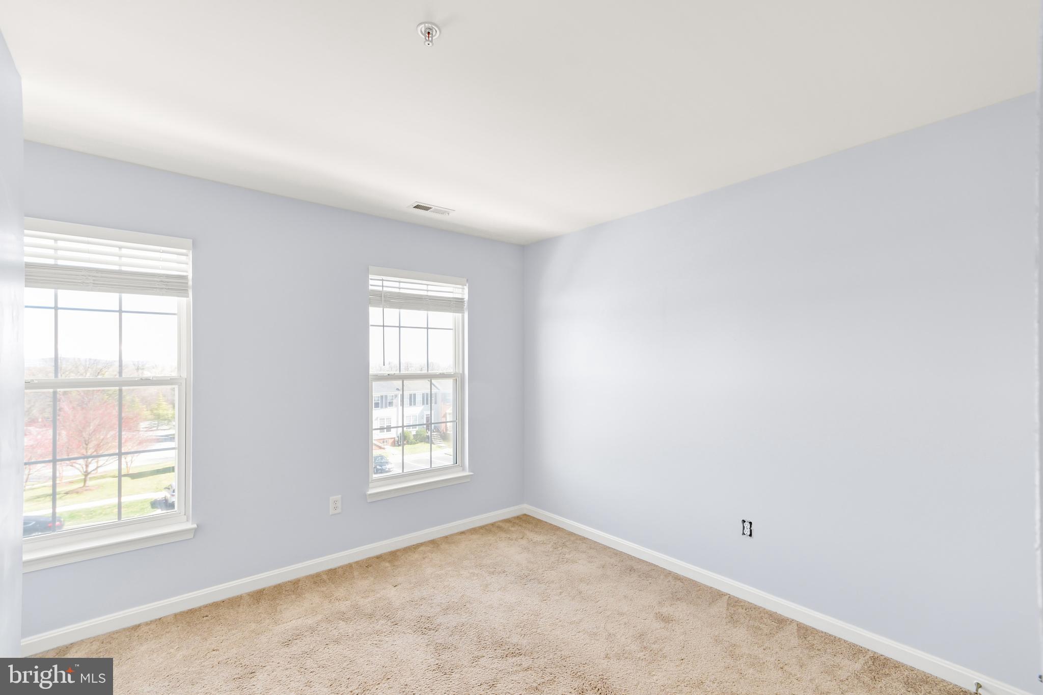 OVERLOOK - Residential Lease