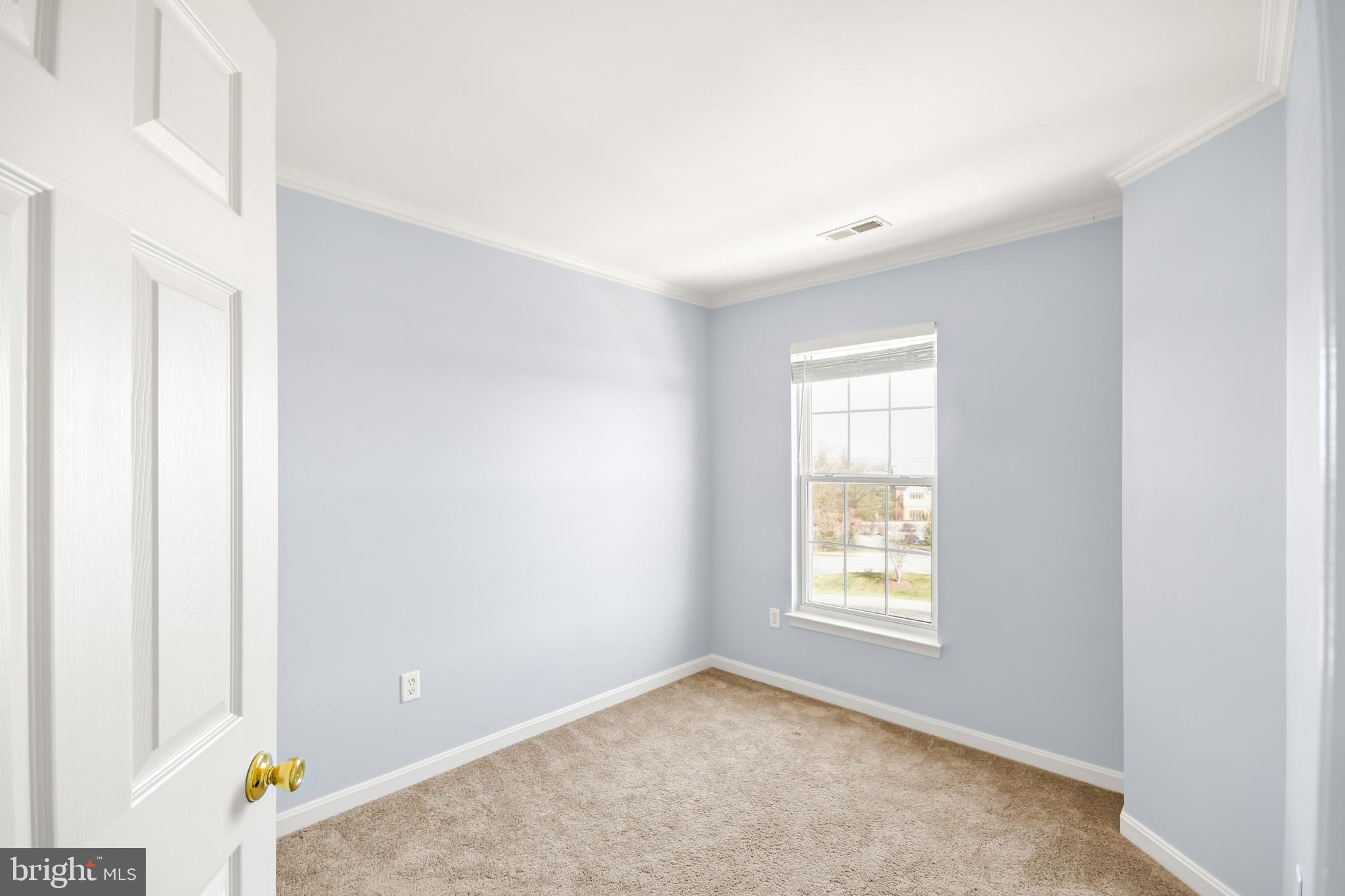 OVERLOOK - Residential Lease