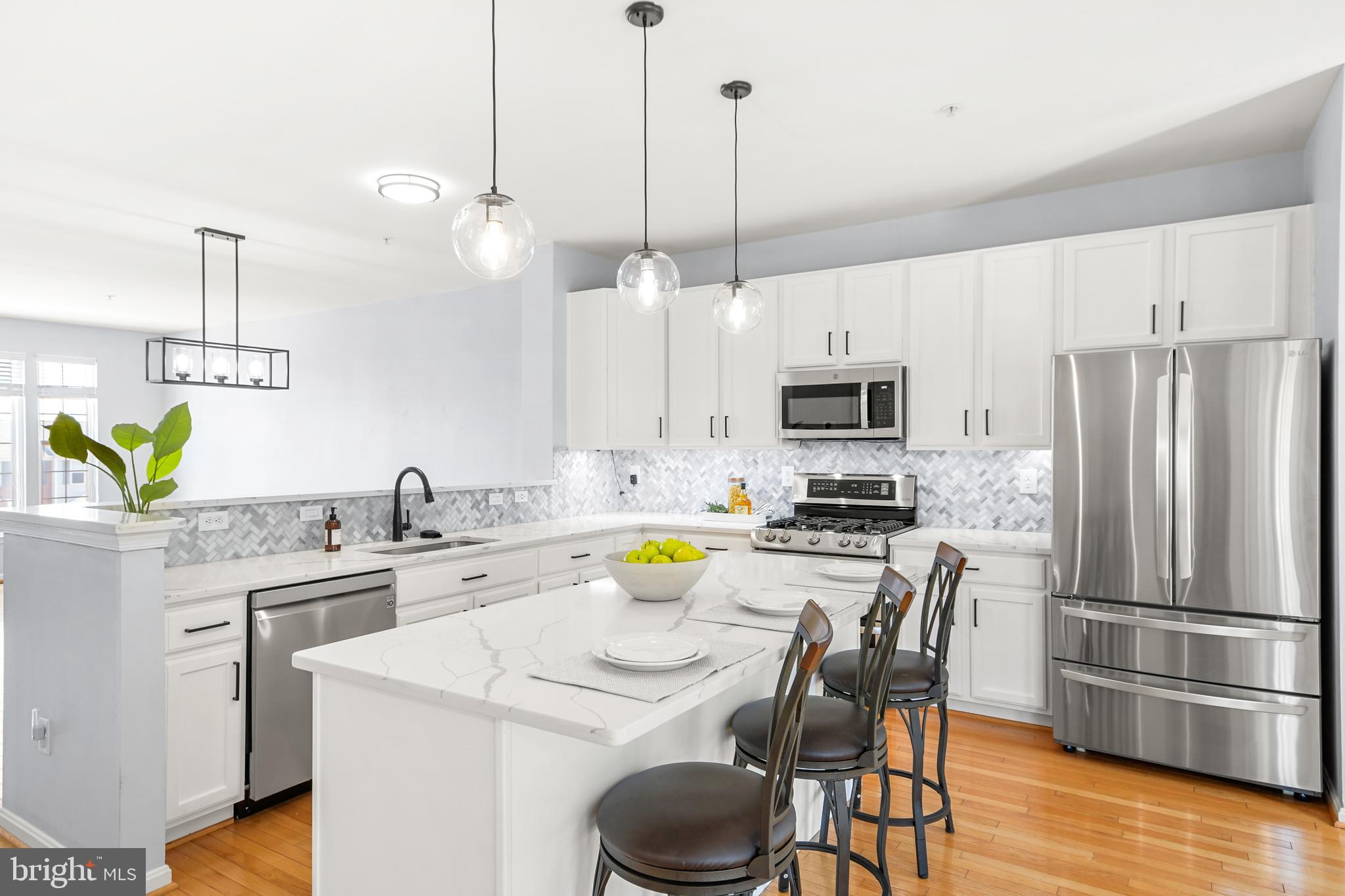 OVERLOOK - Residential Lease