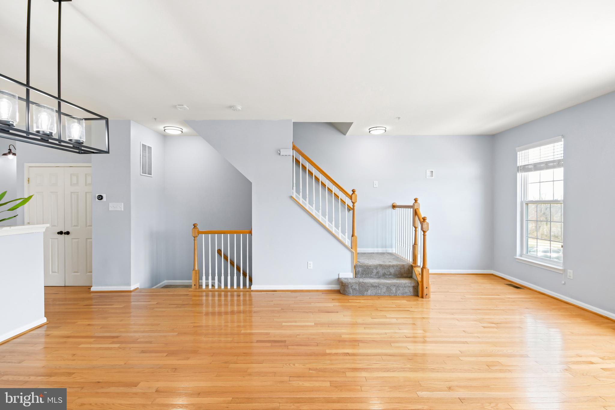 OVERLOOK - Residential Lease