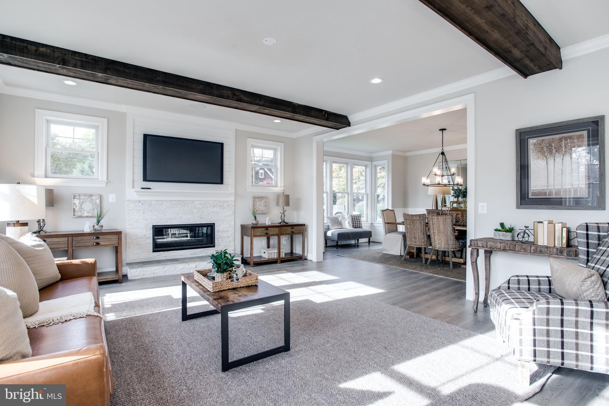 WEST VIENNA WOODS - Residential