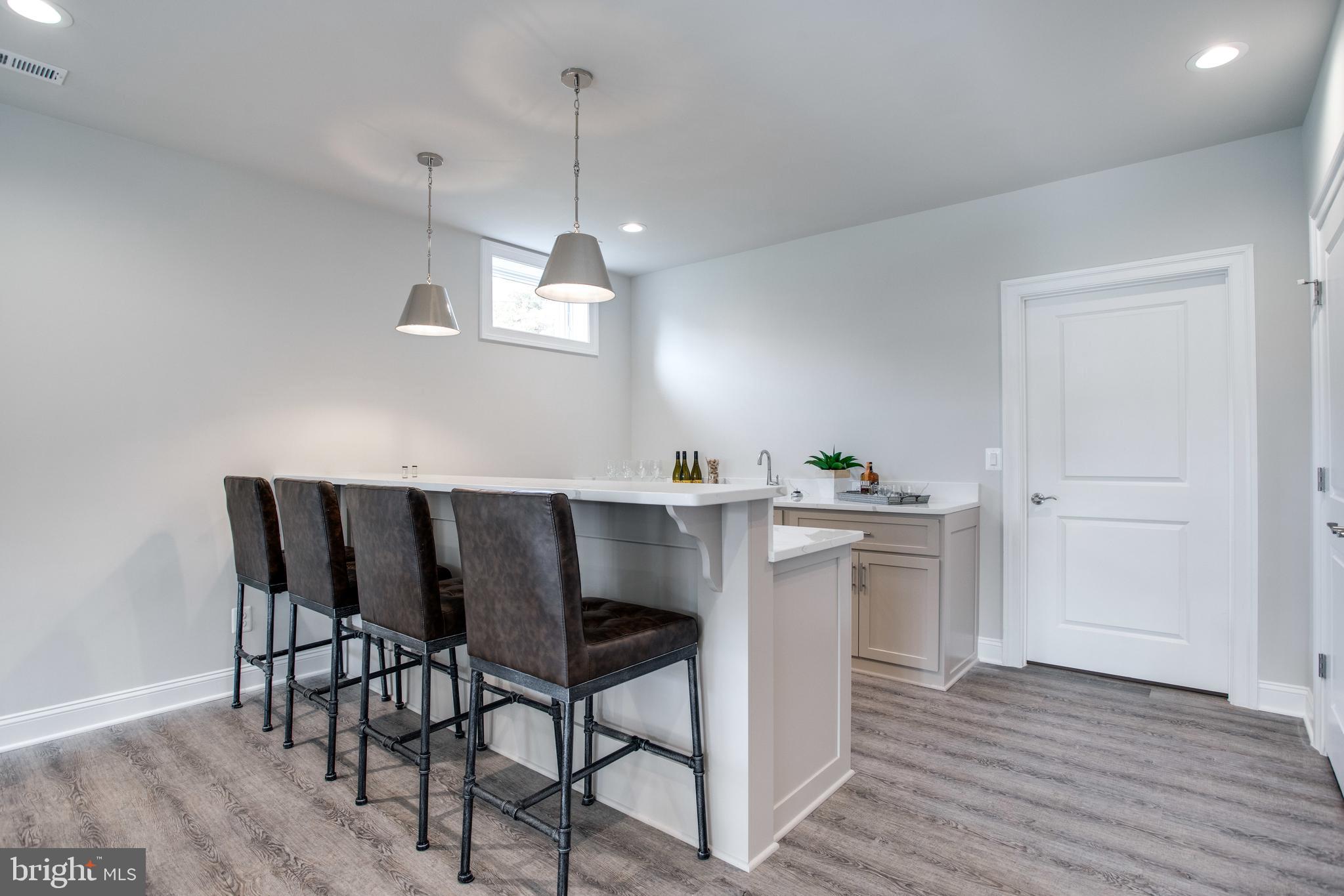 WEST VIENNA WOODS - Residential