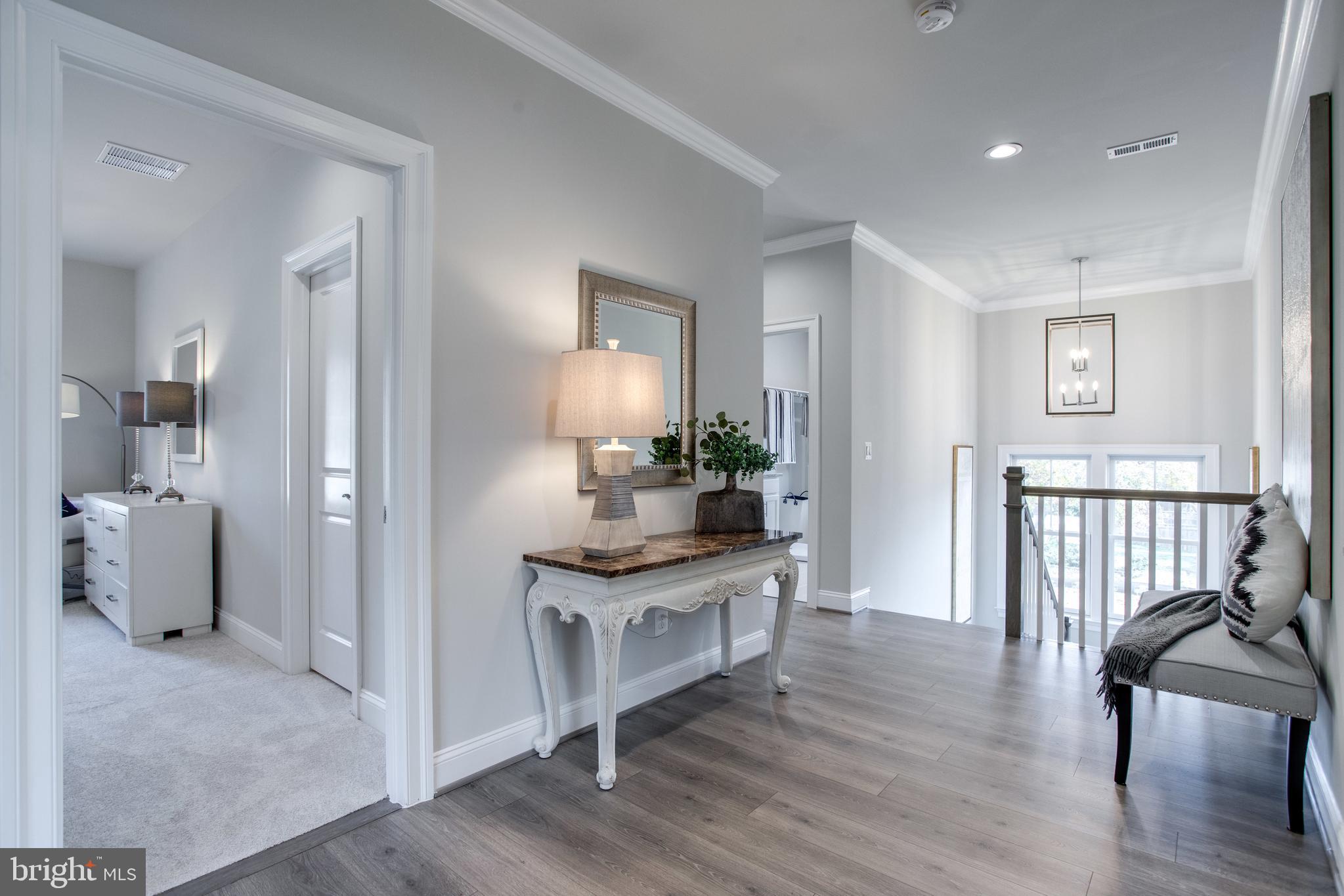 WEST VIENNA WOODS - Residential