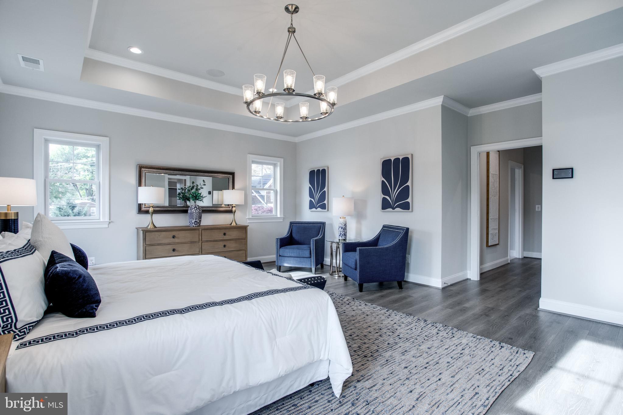 WEST VIENNA WOODS - Residential