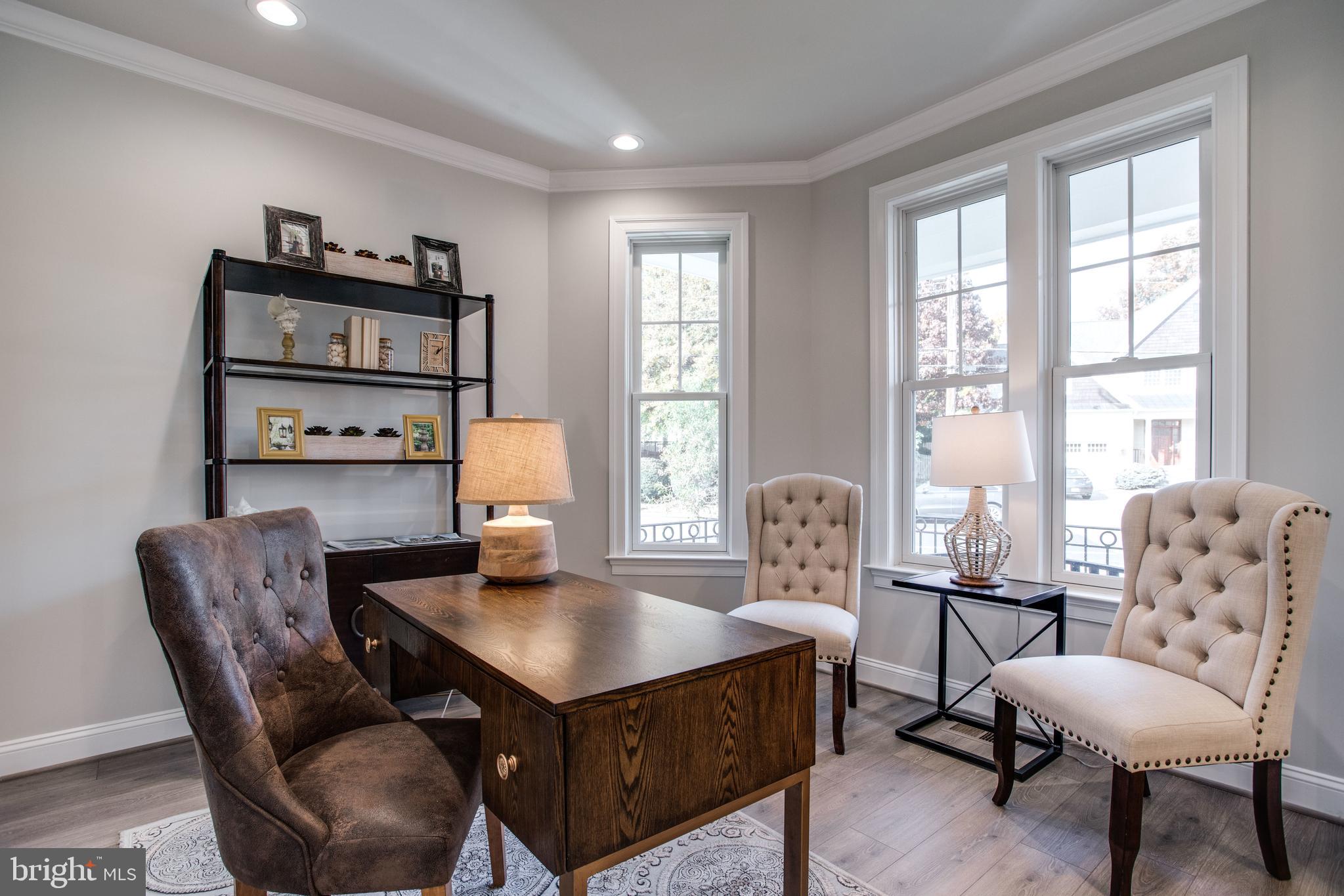 WEST VIENNA WOODS - Residential